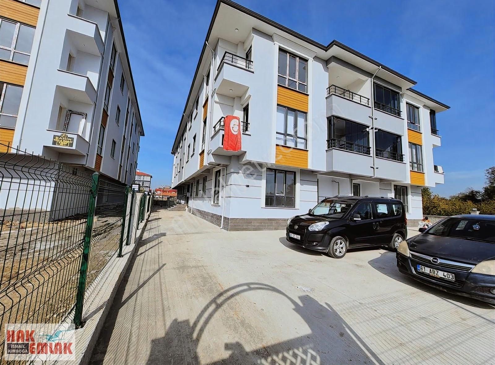 Hak Emlak'tan Prestij Konutları 1 Yanı Satılık 3+1 Geniş Daire - Görsel 24