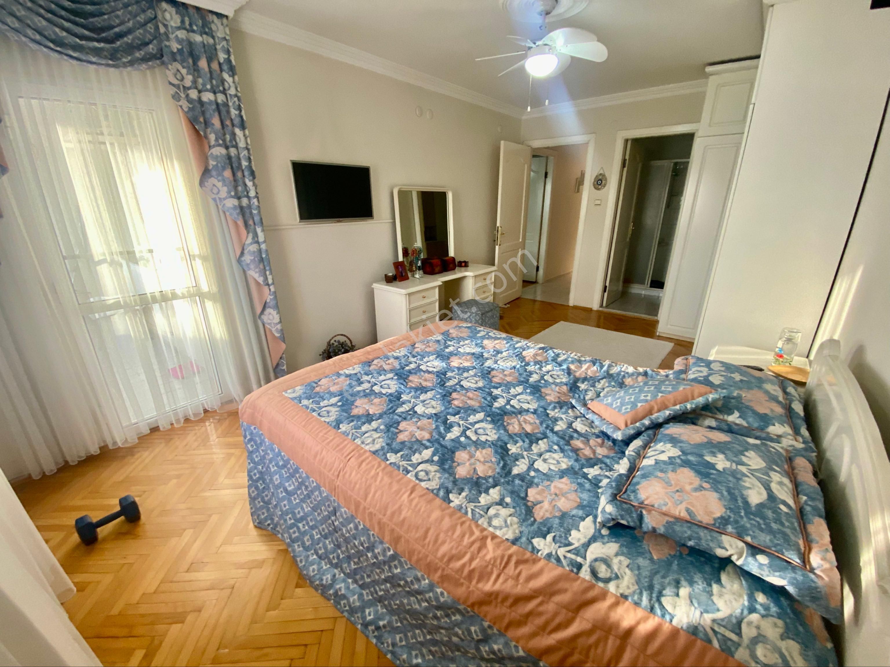 Zübeyde Hanım Park Yanı, Bulvar Üzeri, Geniş Ve Ferah 3+1 Daire - Görsel 16