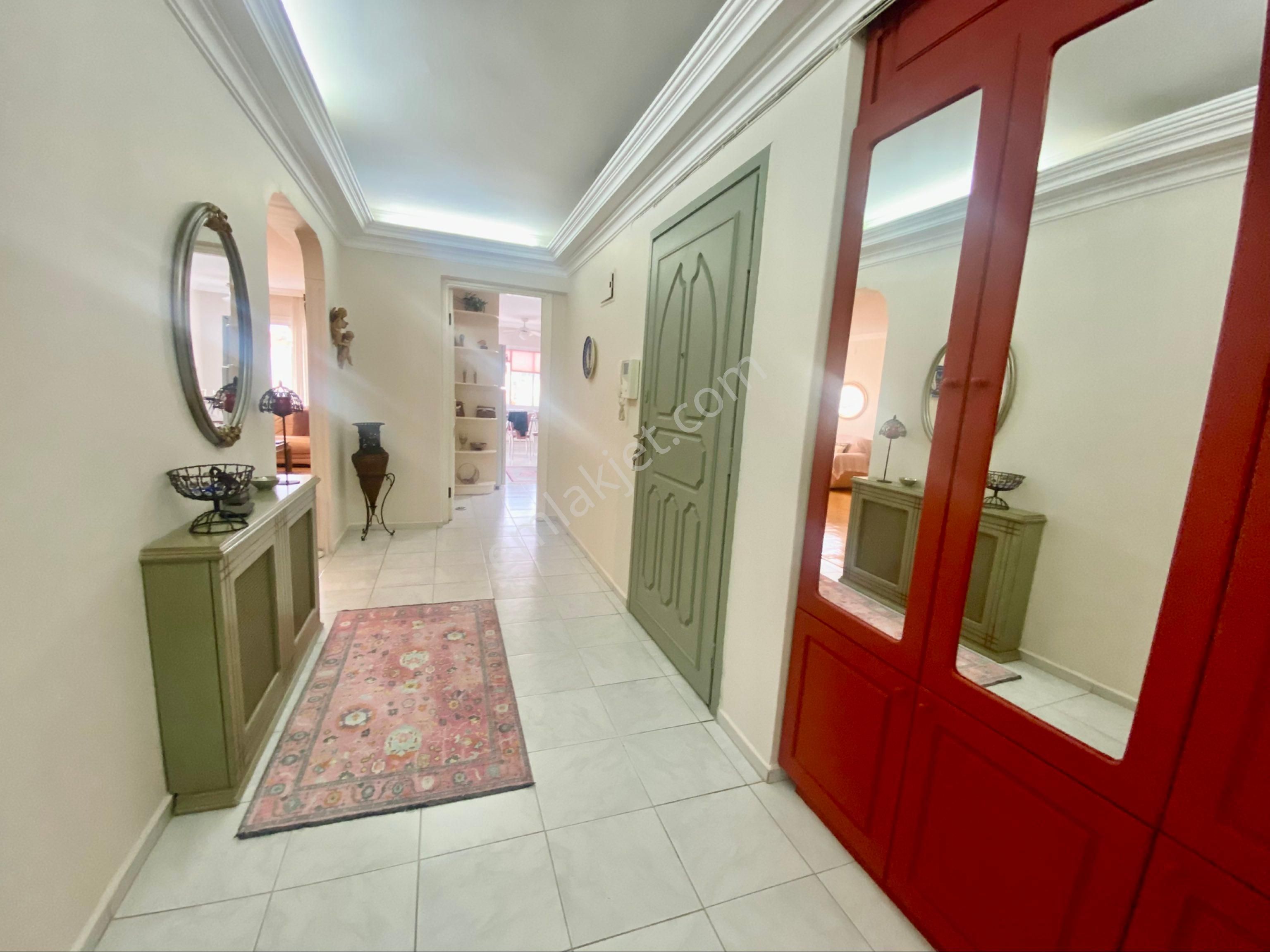 Zübeyde Hanım Park Yanı, Bulvar Üzeri, Geniş Ve Ferah 3+1 Daire - Görsel 15