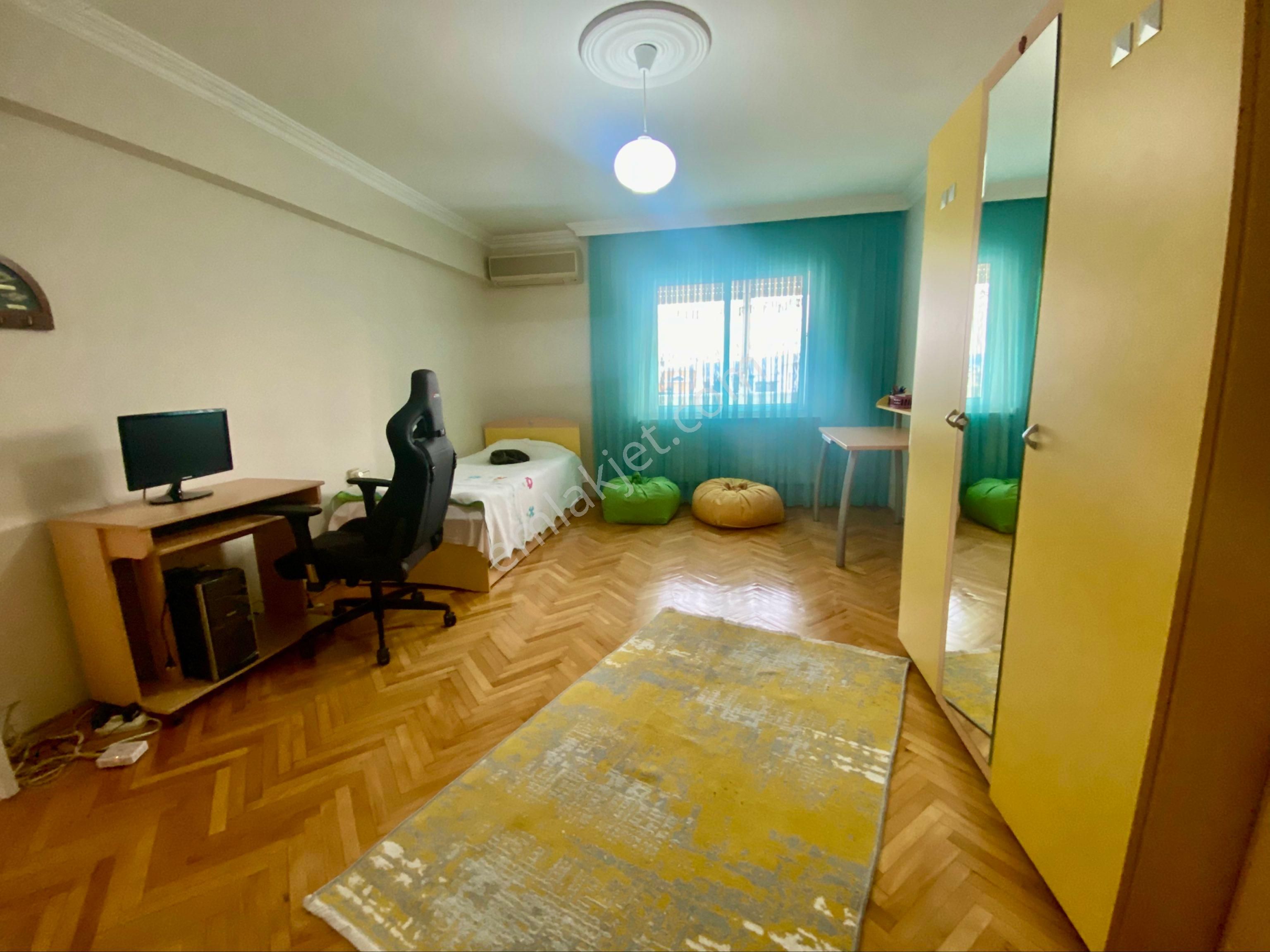 Zübeyde Hanım Park Yanı, Bulvar Üzeri, Geniş Ve Ferah 3+1 Daire - Görsel 23