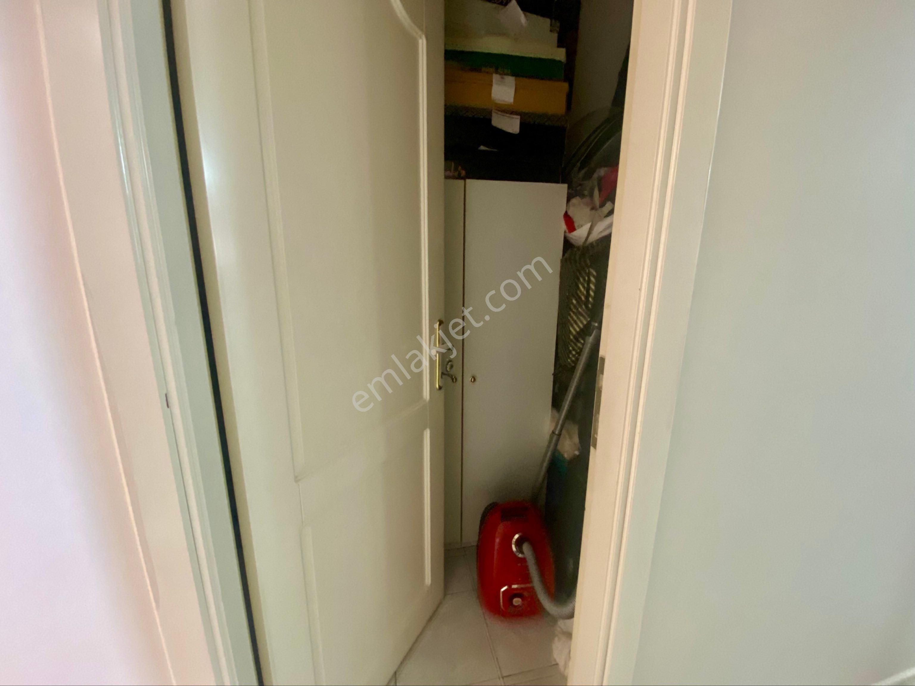 Zübeyde Hanım Park Yanı, Bulvar Üzeri, Geniş Ve Ferah 3+1 Daire - Görsel 28