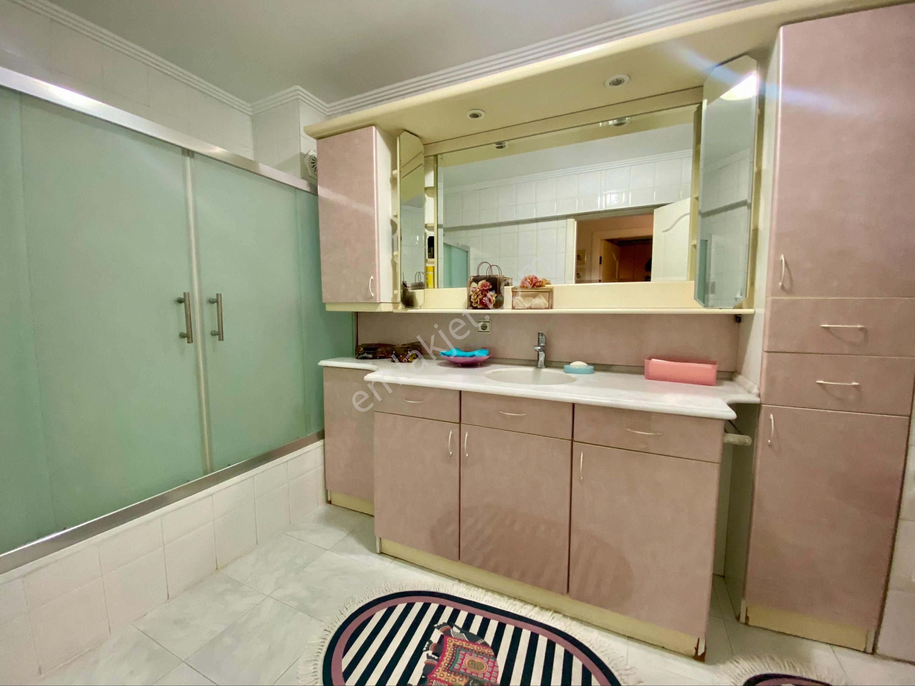 Zübeyde Hanım Park Yanı, Bulvar Üzeri, Geniş Ve Ferah 3+1 Daire - Görsel 27