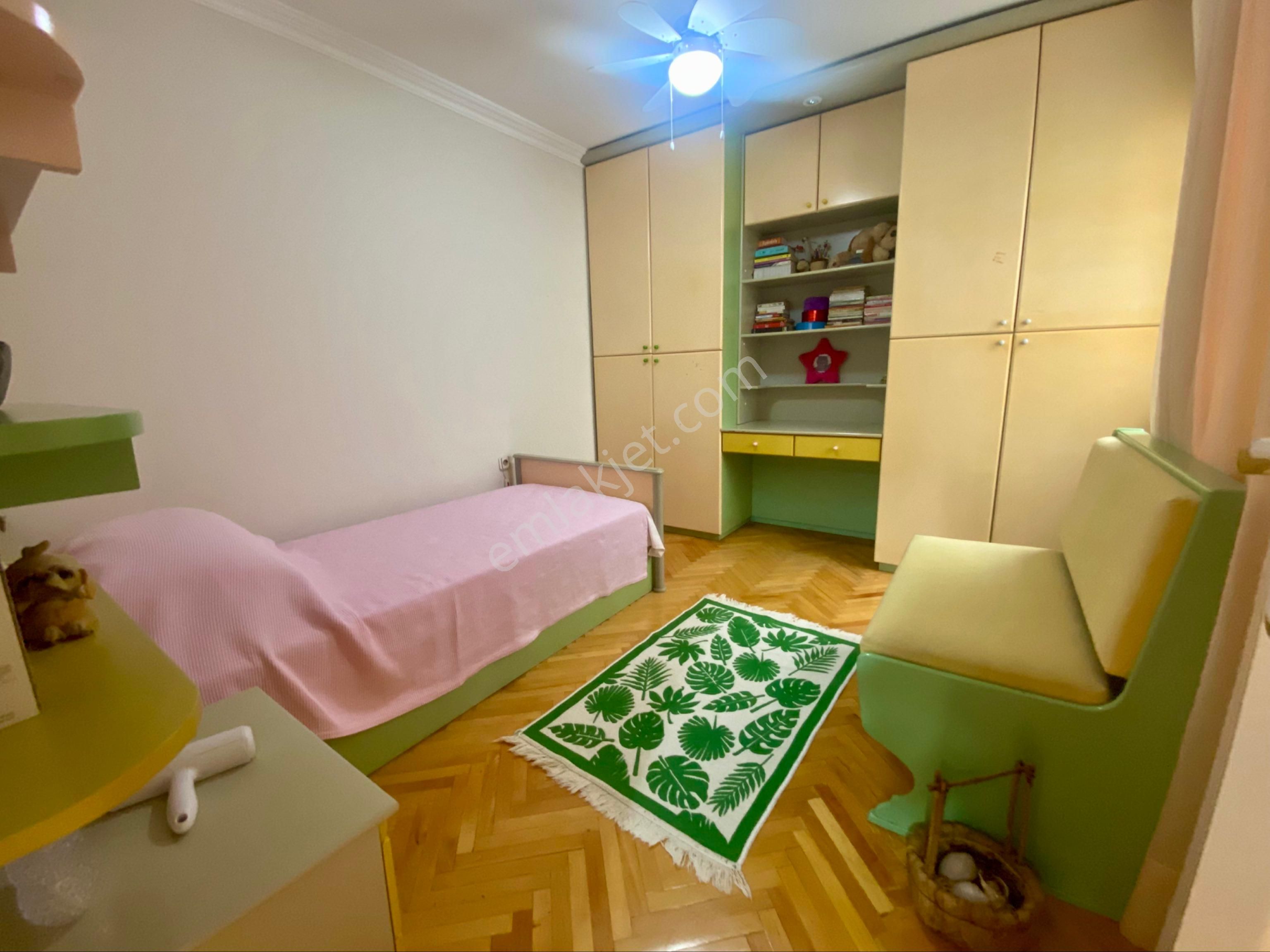 Zübeyde Hanım Park Yanı, Bulvar Üzeri, Geniş Ve Ferah 3+1 Daire - Görsel 26