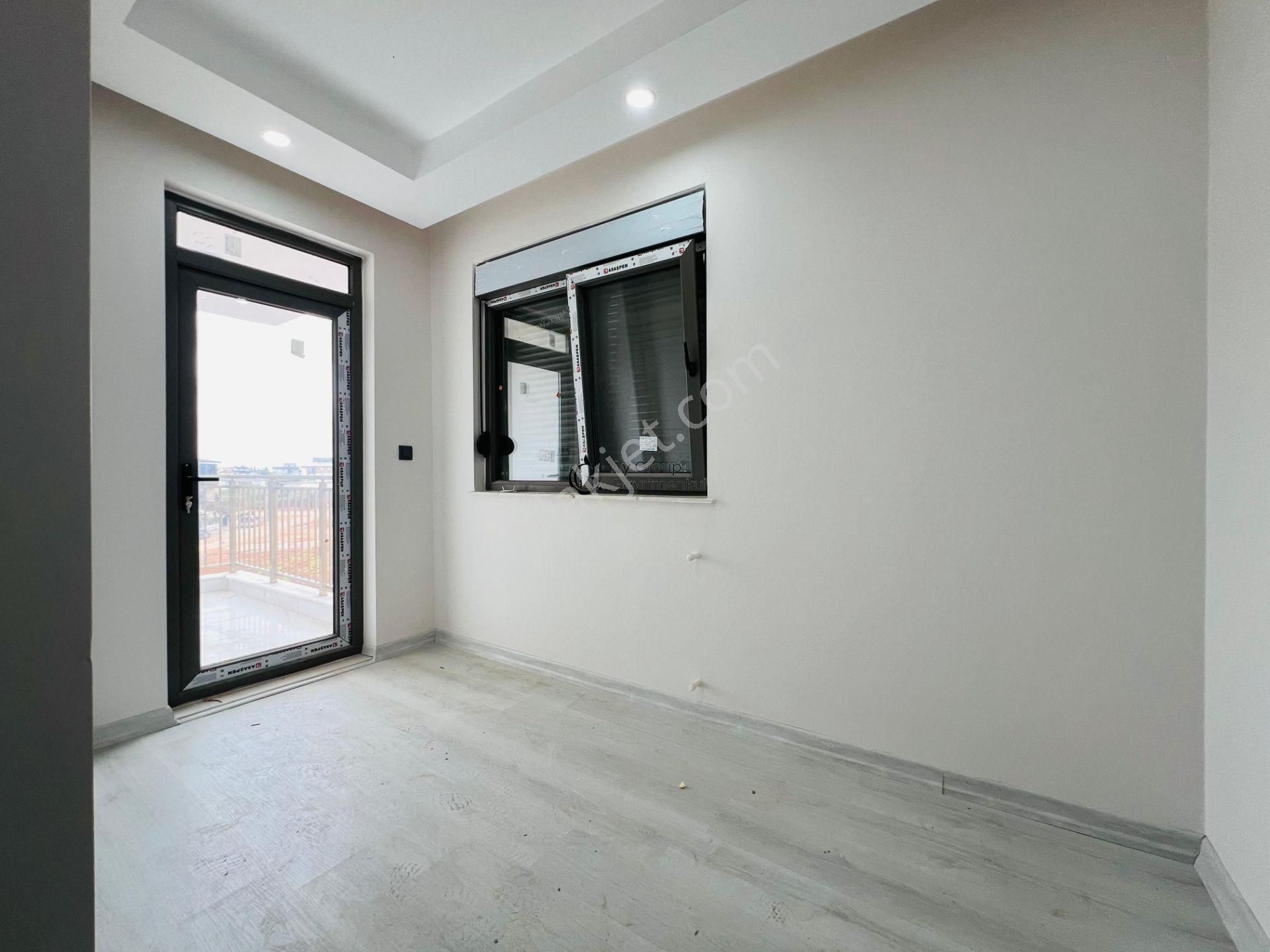 Antalya Varsak Tramvaya Yürüme Mesafede 2+1 Katta Sıfır Daire - Görsel 5