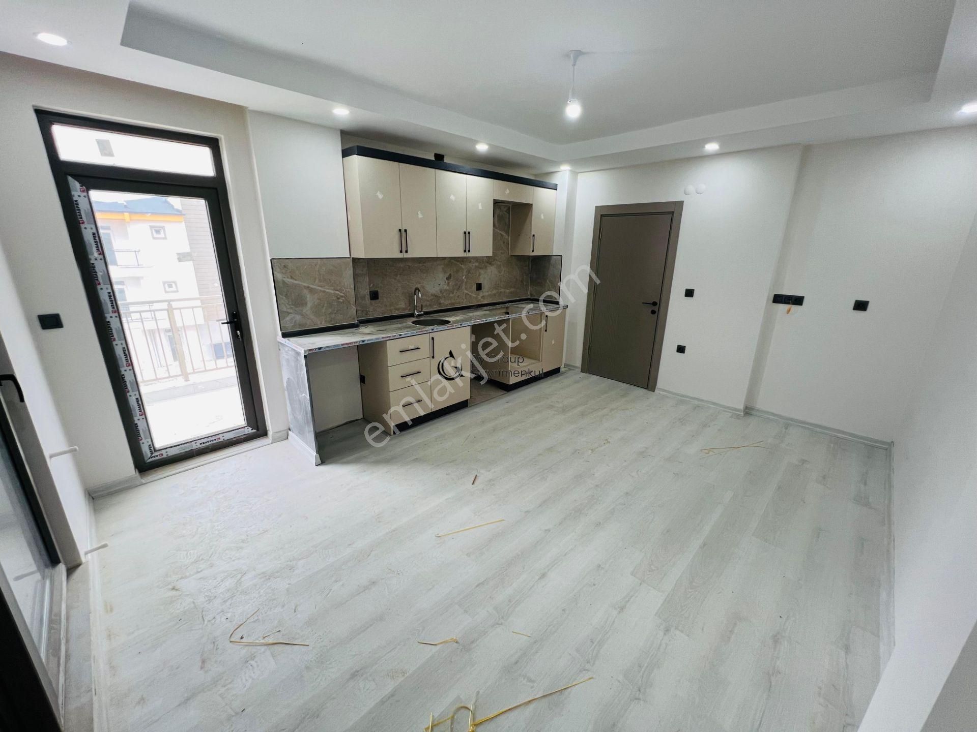 Antalya Varsak Tramvaya Yürüme Mesafede 2+1 Katta Sıfır Daire - Görsel 17