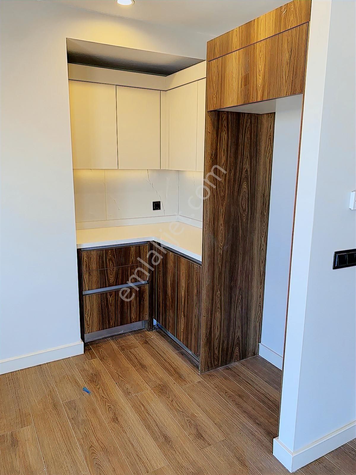 Rams Cıty Haliç 1+1 Şehir Manzaralı Köşe - Görsel 2