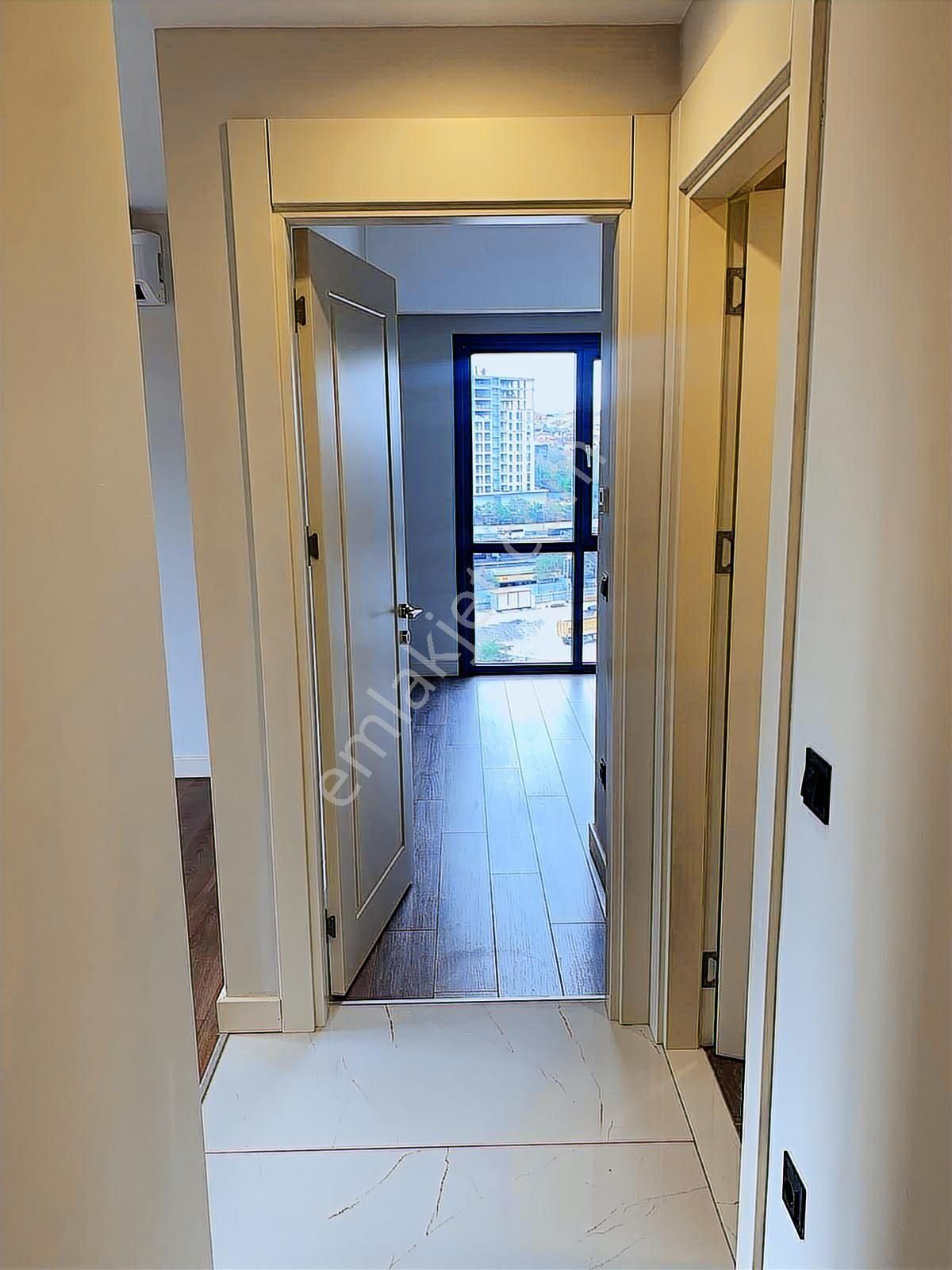 Rams Cıty Haliç 1+1 Şehir Manzaralı Köşe 6. Kat - Görsel 2