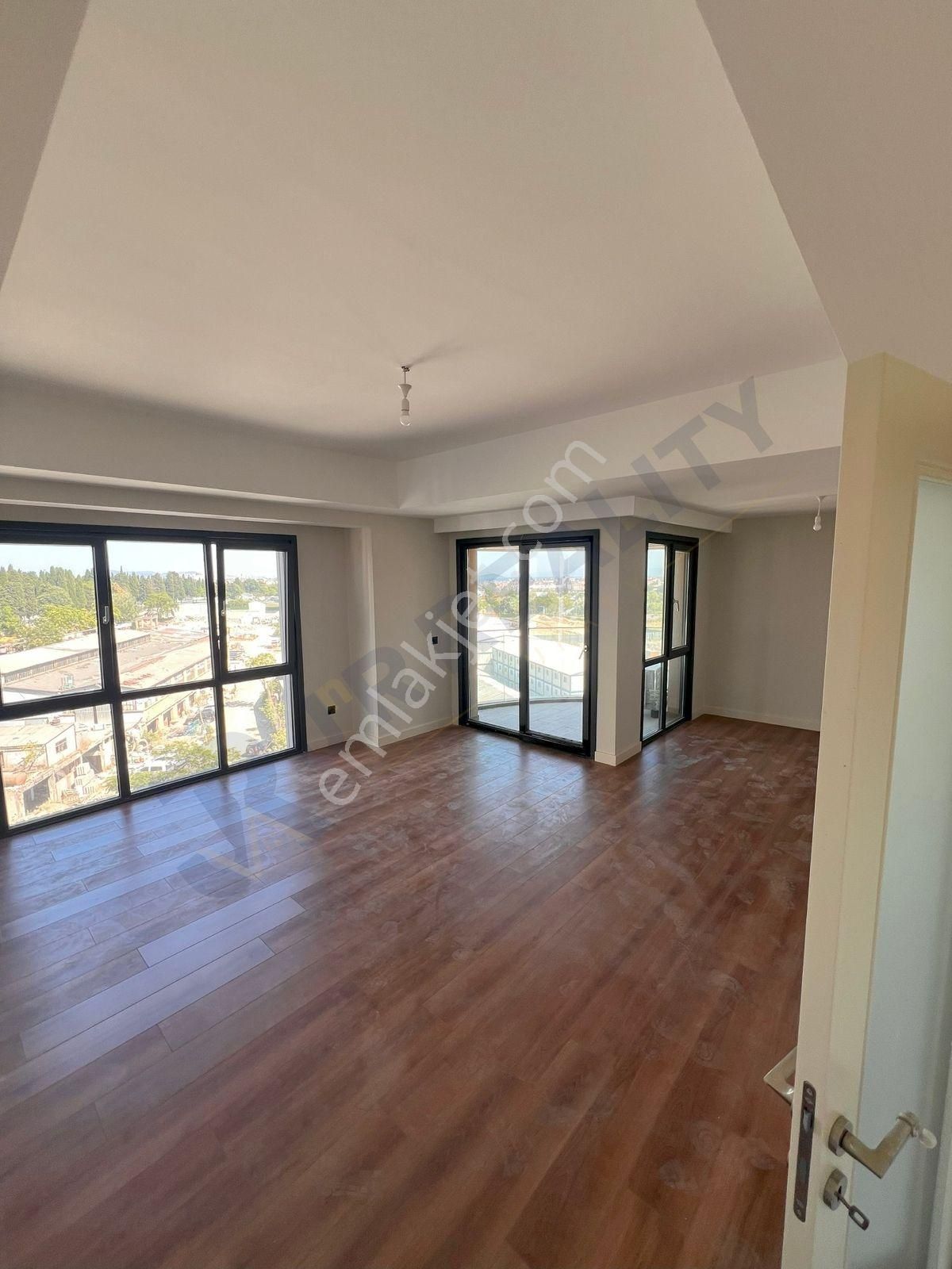 Rams Cıty Haliç Kiralık 2+1 Kapalı Mutfak, Haliç Cephe, Köşe - Görsel 3