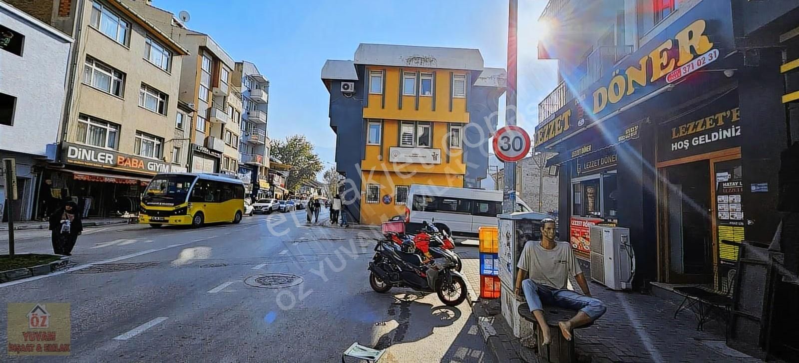 Gürsu Atatürk Caddesin'de Köşe Başı 250m2 Satılık Dükkan.. - Görsel 8