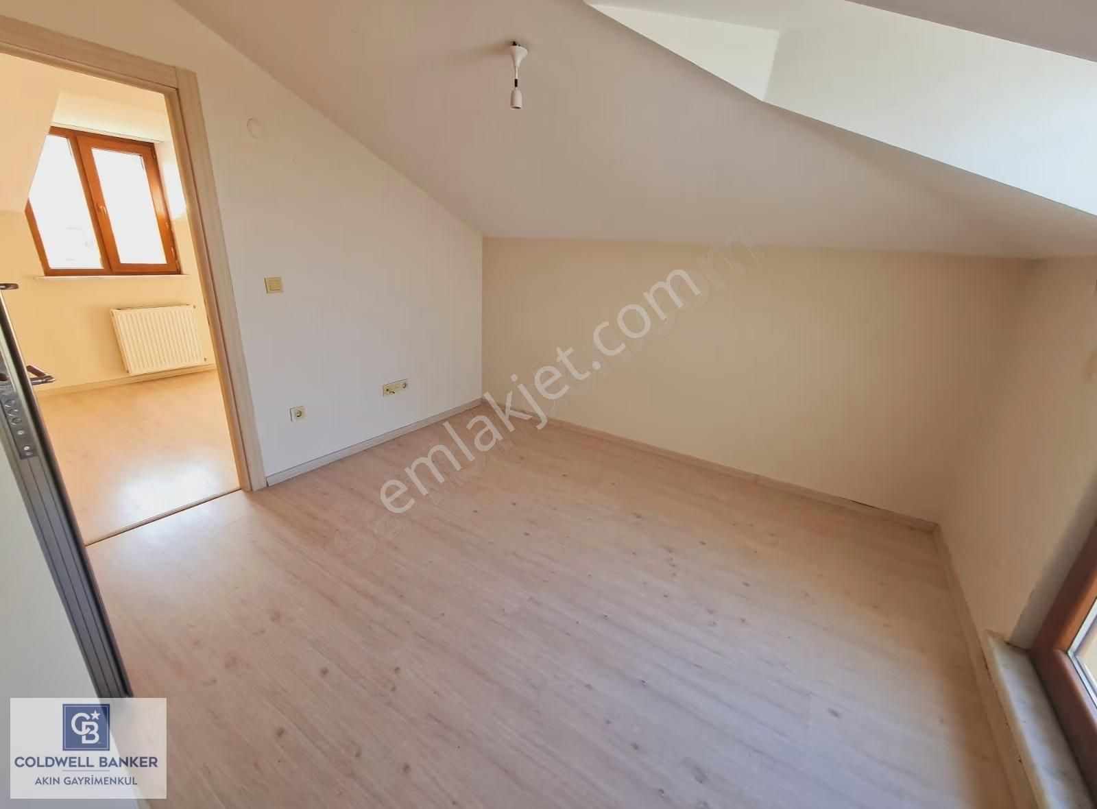 Yenidoğan'da Satılık Çatı Dubleks - Görsel 6