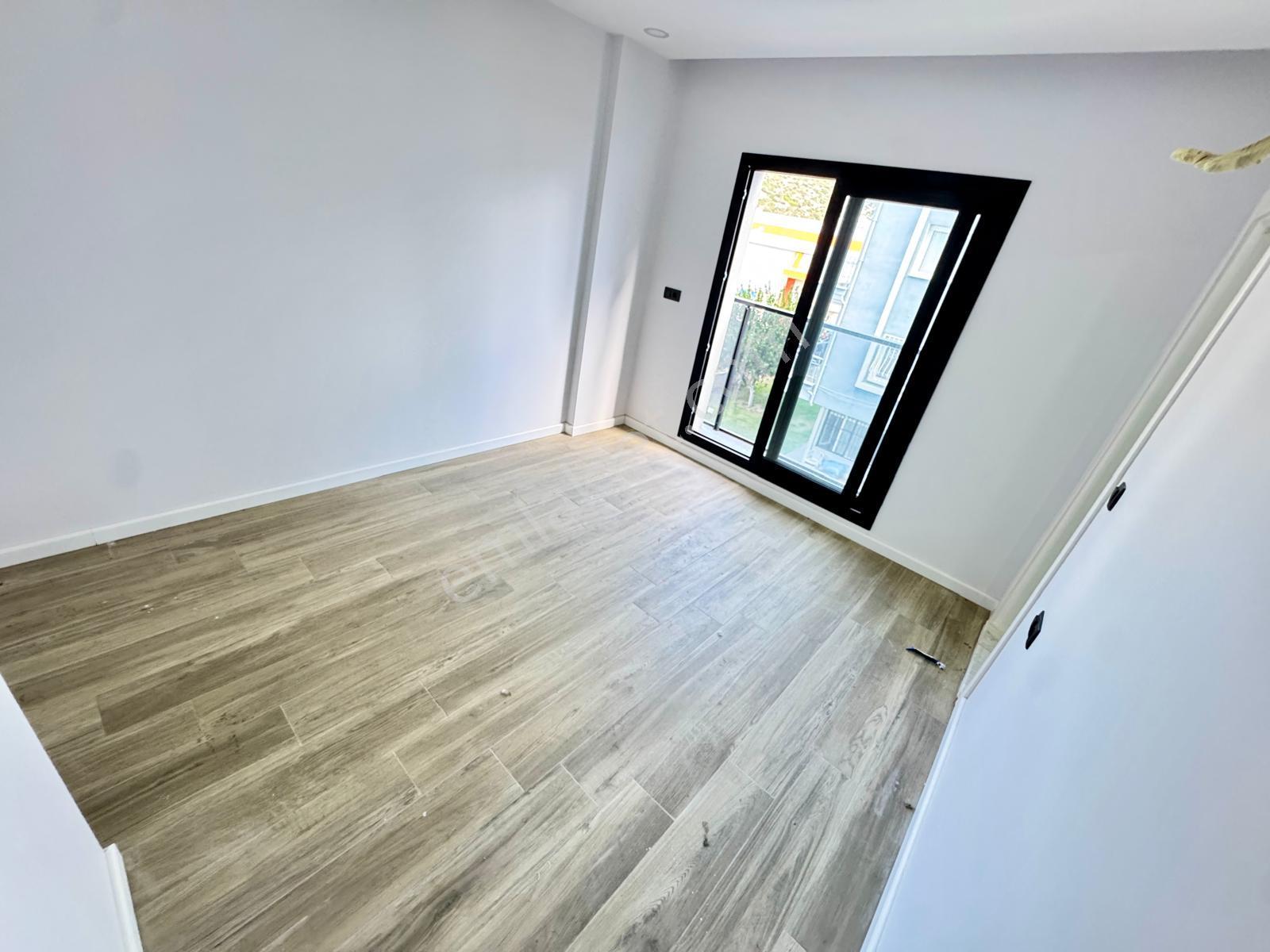 Kuşadası Kadınlar Denizi'nde Sıfır 2+1 Satılık Lüks Daire - Görsel 25