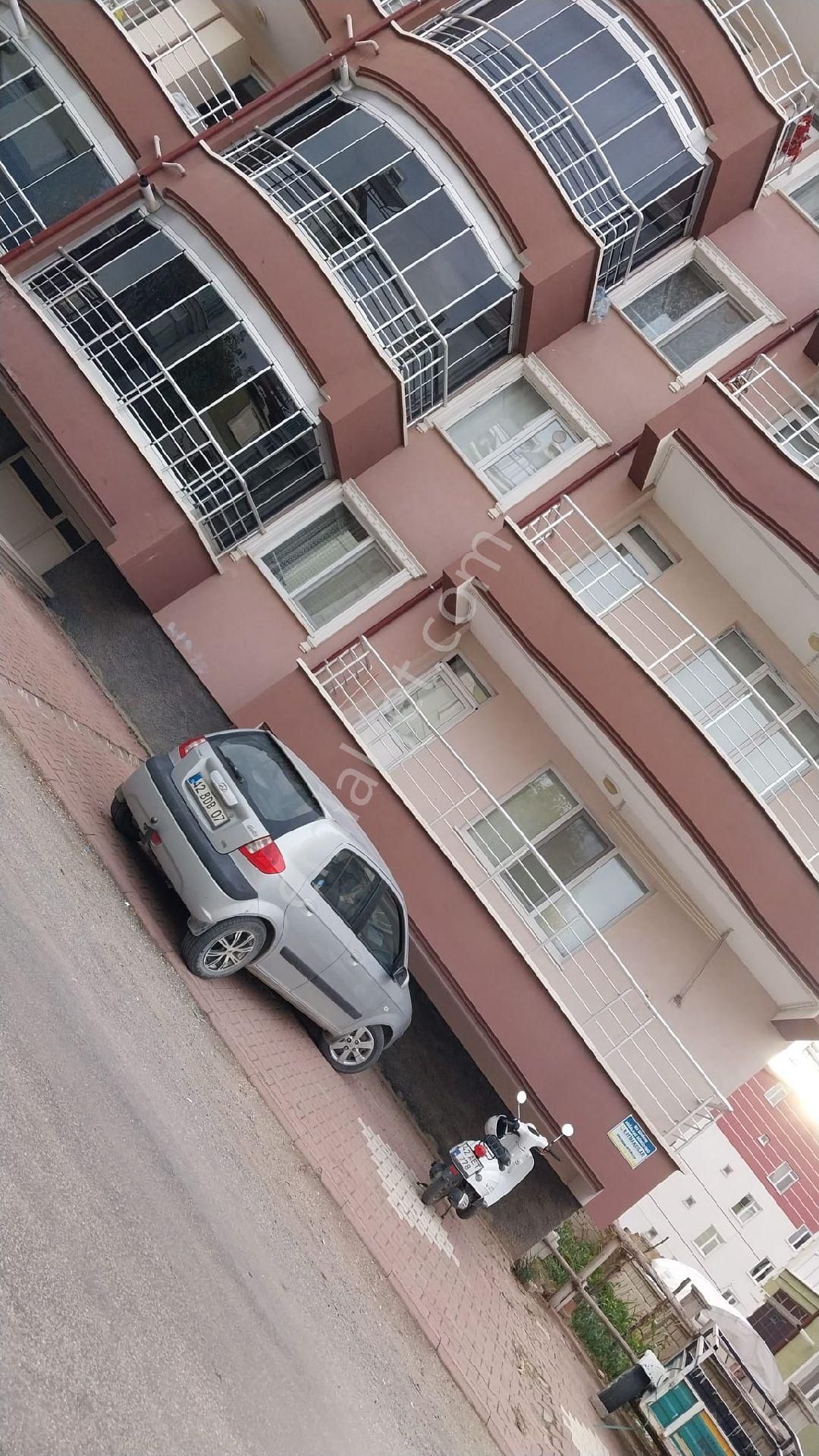 Gül Emlaktan Satlık 4+1 Bakımlı Daire Satlıktır - Görsel 2