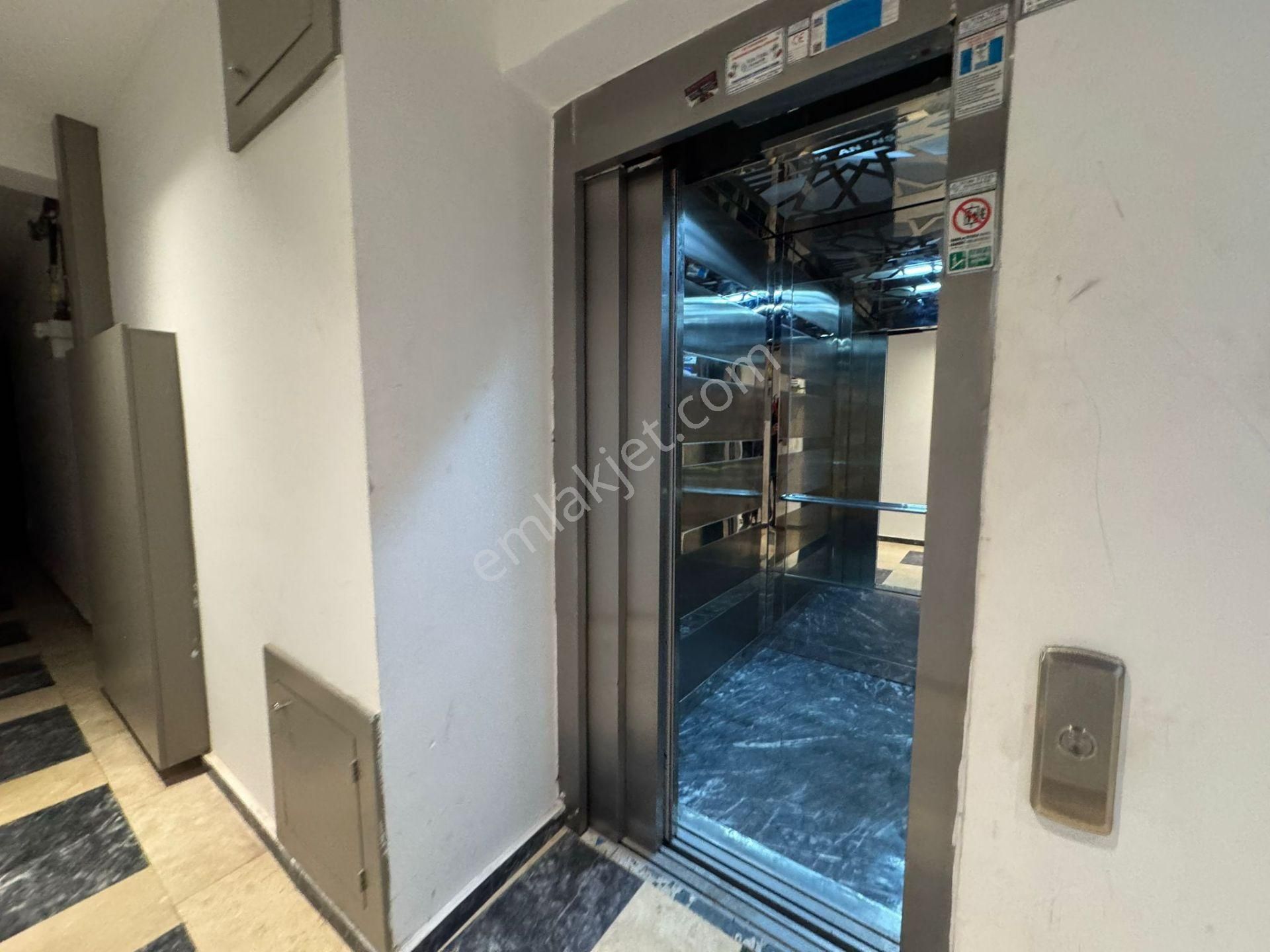 Görükle'de Moden Dekorlu Eşyalı 1+1 Daire / Zamansız Şıklık - Görsel 18