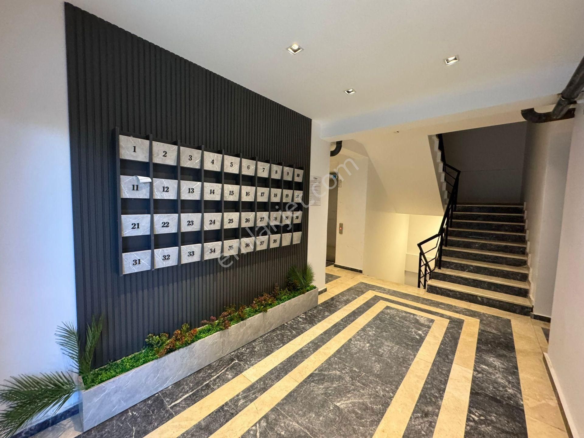 Görükle'de Moden Dekorlu Eşyalı 1+1 Daire / Zamansız Şıklık - Görsel 23