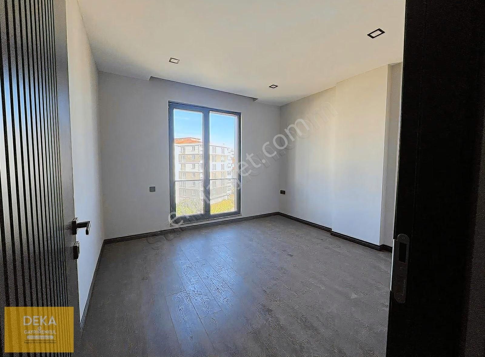 Deka Gayrimenkul'den Körfez Karen Garden'da Satılık Sıfır 1+1 - Görsel 19