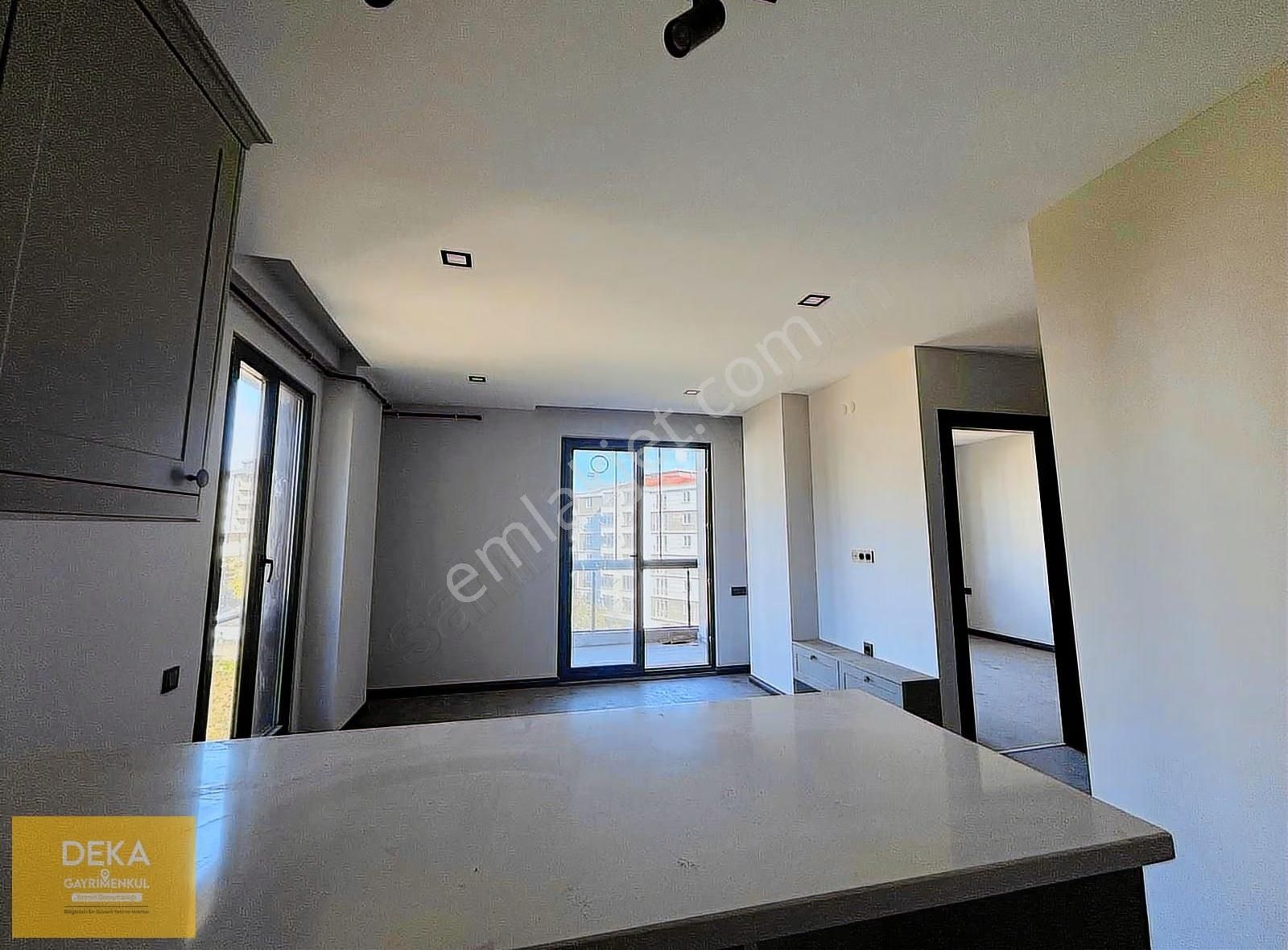 Deka Gayrimenkul'den Körfez Karen Garden'da Satılık Sıfır 1+1 - Görsel 23