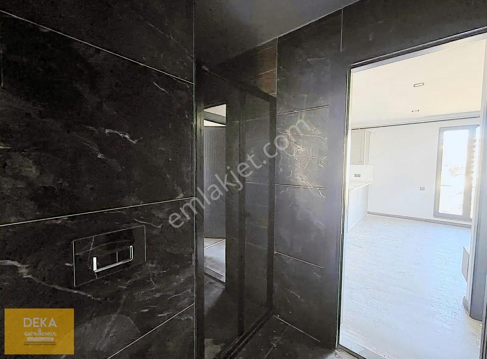 Deka Gayrimenkul'den Körfez Karen Garden'da Satılık Sıfır 1+1 - Görsel 13