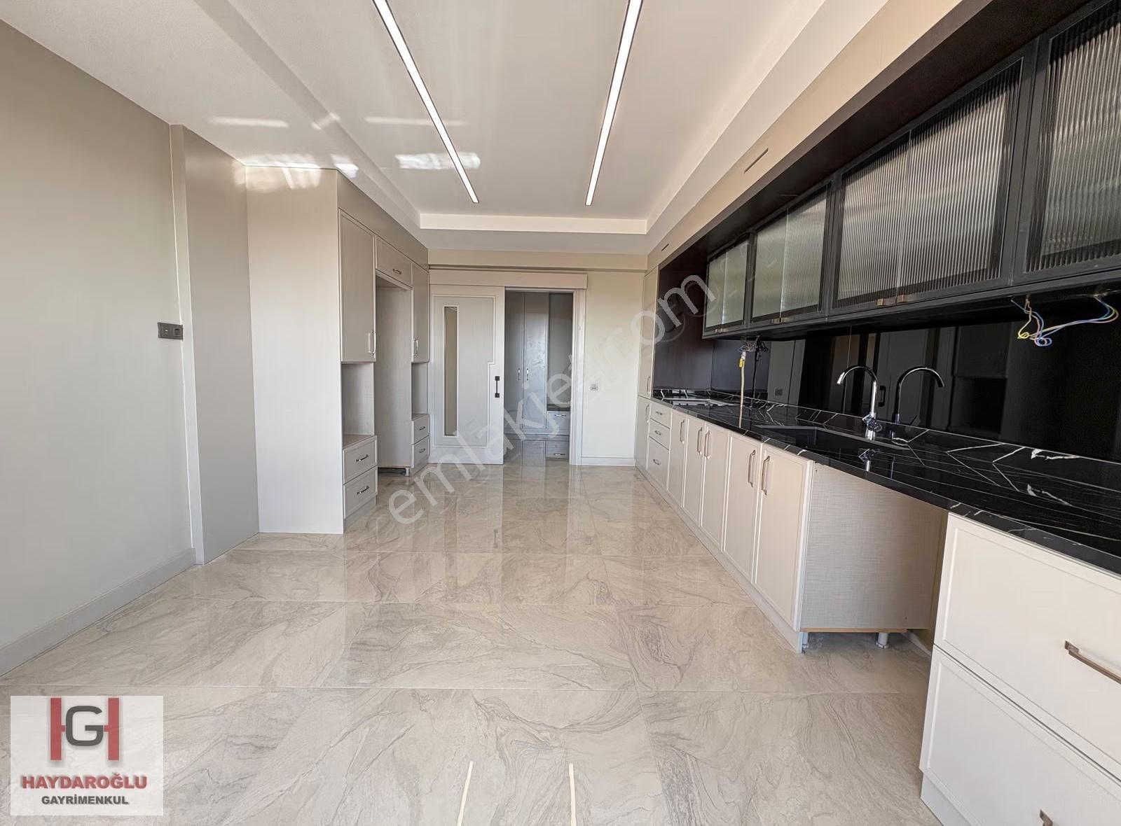 Yamaçtepe'de Galle Park Manzaralı 4,5+1 Ultra Lüx Satılık Daire - Görsel 13