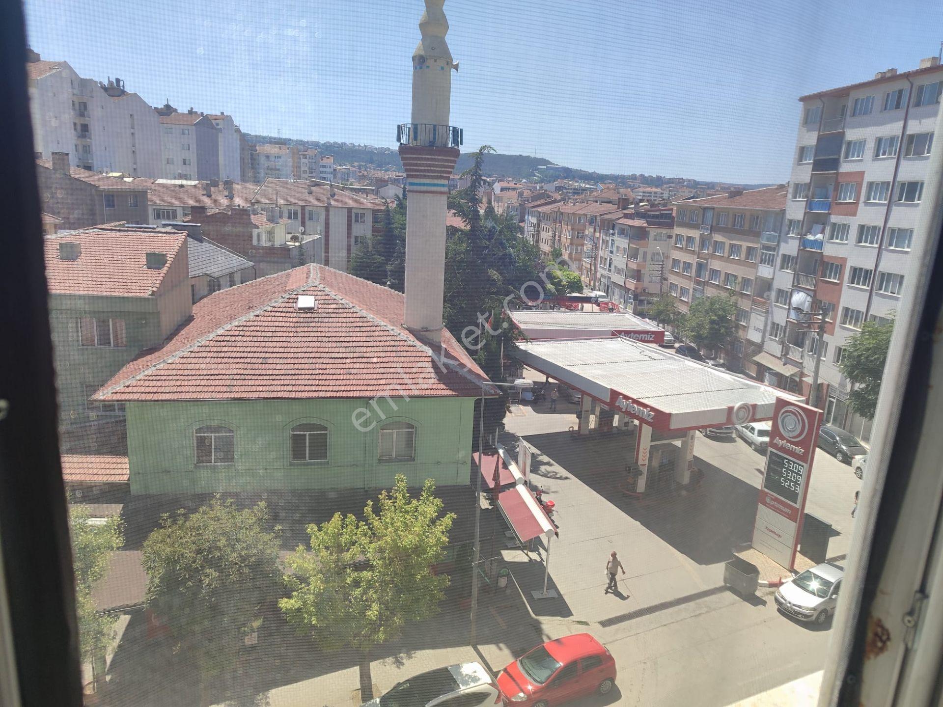 Recep Ümit'ten Işıklar Mahallesi Sivrihisar - 1 Caddesi Üzerinde Satılık Asansörlü 2+1 Daire - Görsel 2