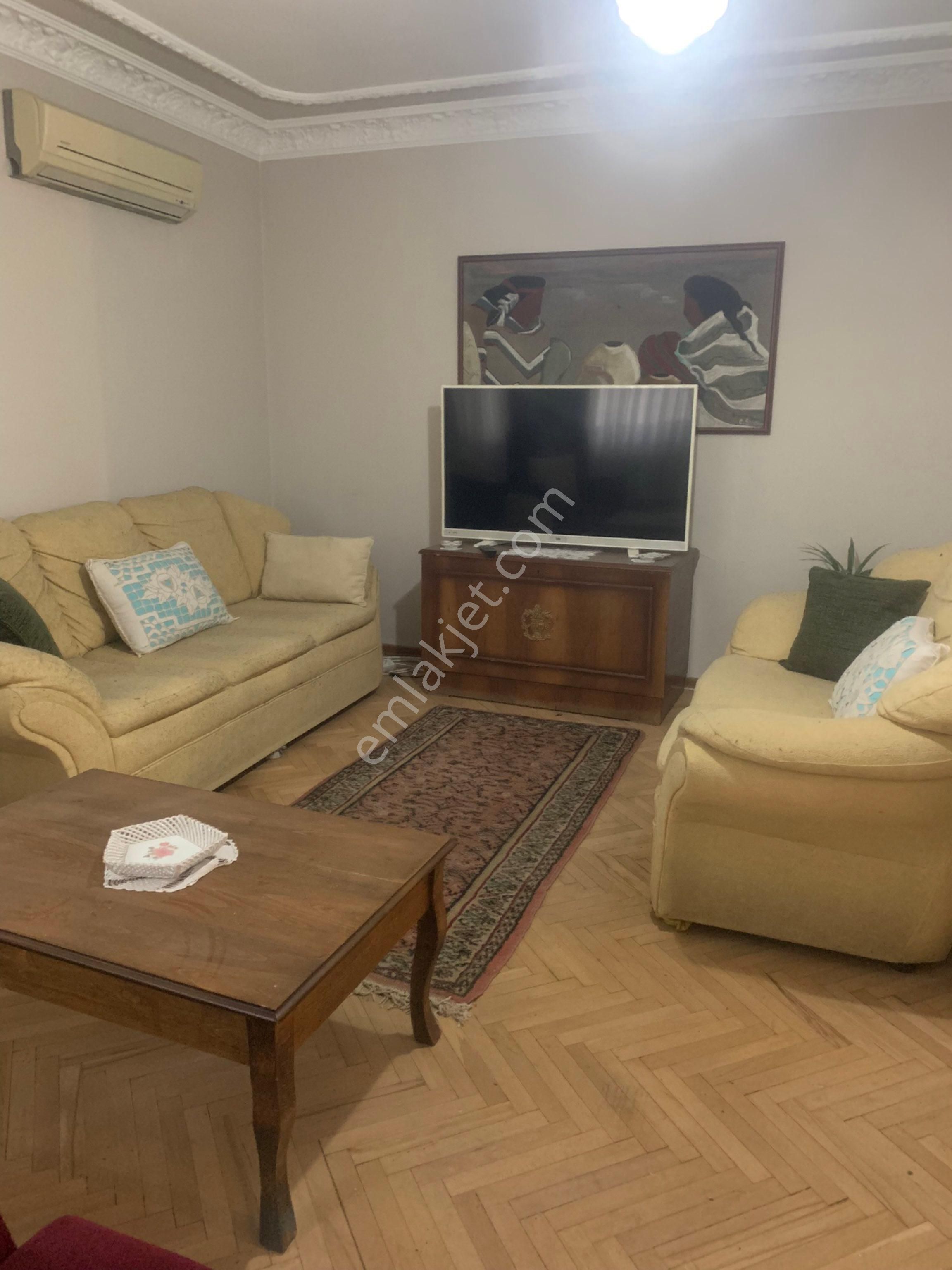 Alsancak’da 3+1 Kiralık Daire - Görsel 6