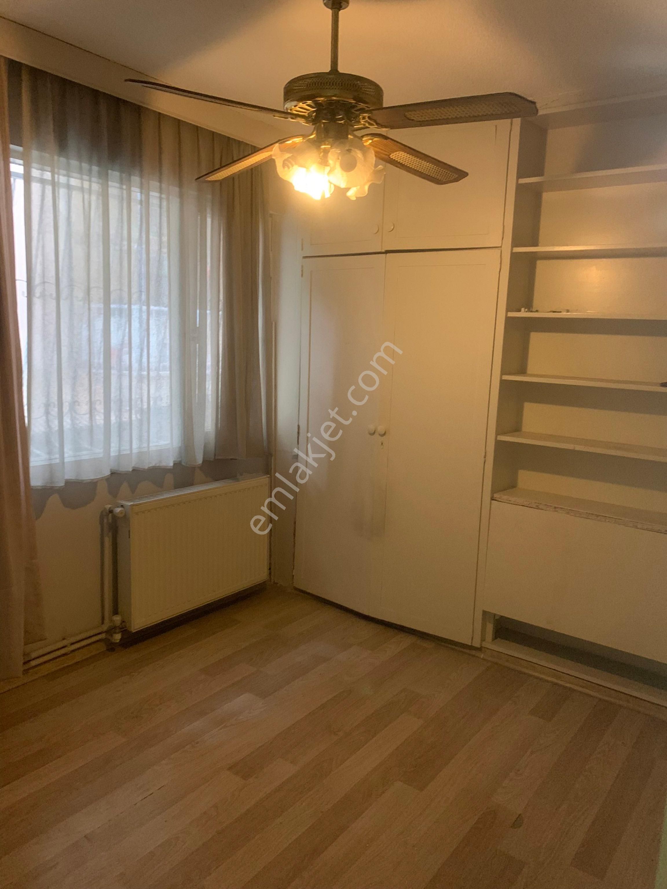 Alsancak’da 3+1 Kiralık Daire - Görsel 2