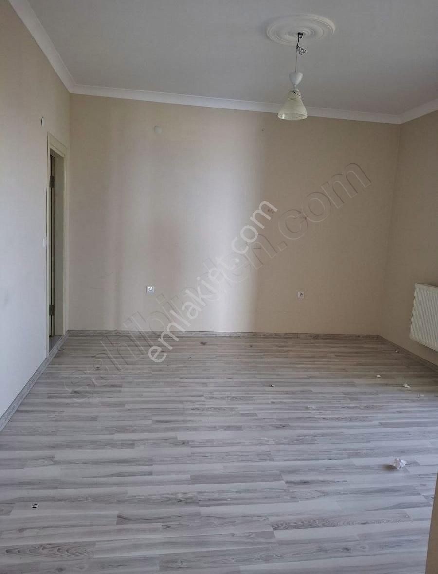 Akçaabat Yaylacık Mahallesinde Kiralık Daireler Asansör Doğalgaz - Görsel 2