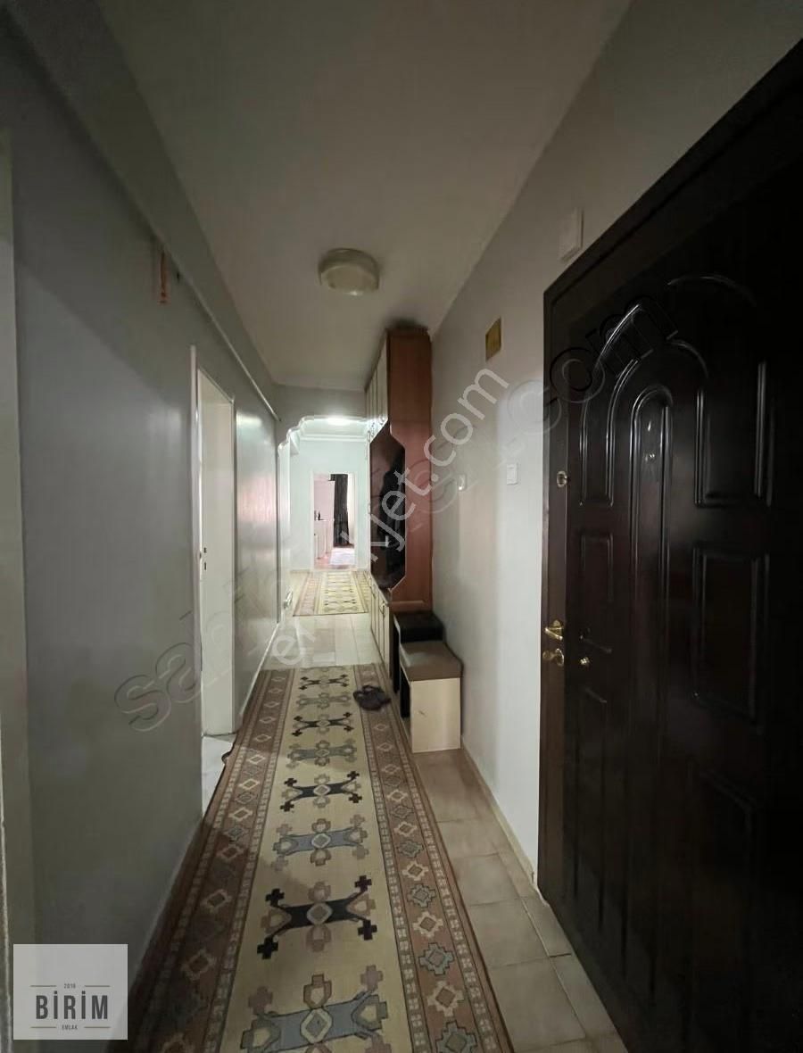 Birimden Çarşı Merkezde Eski Meslek Lisesi Civarında - Görsel 2