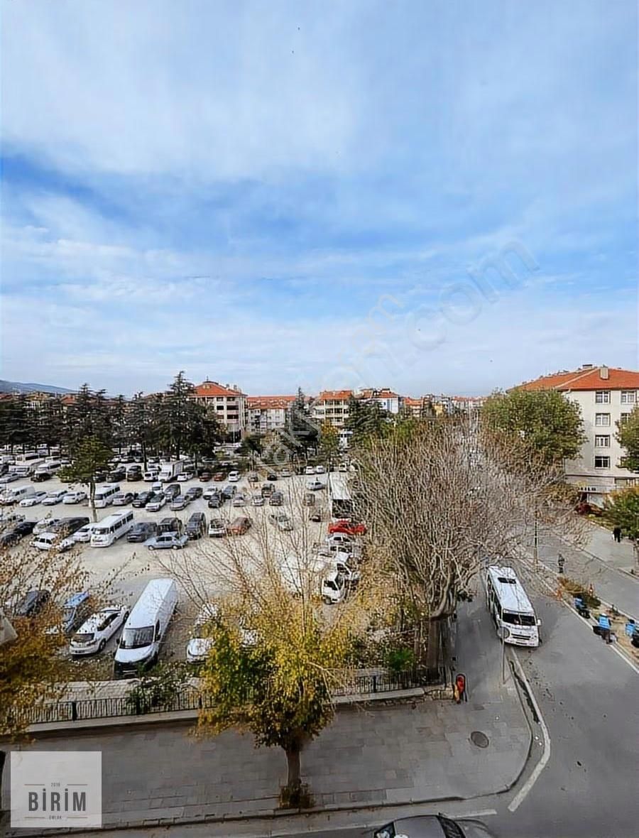 Birimden Çarşı Merkezde Eski Meslek Lisesi Civarında - Görsel 6