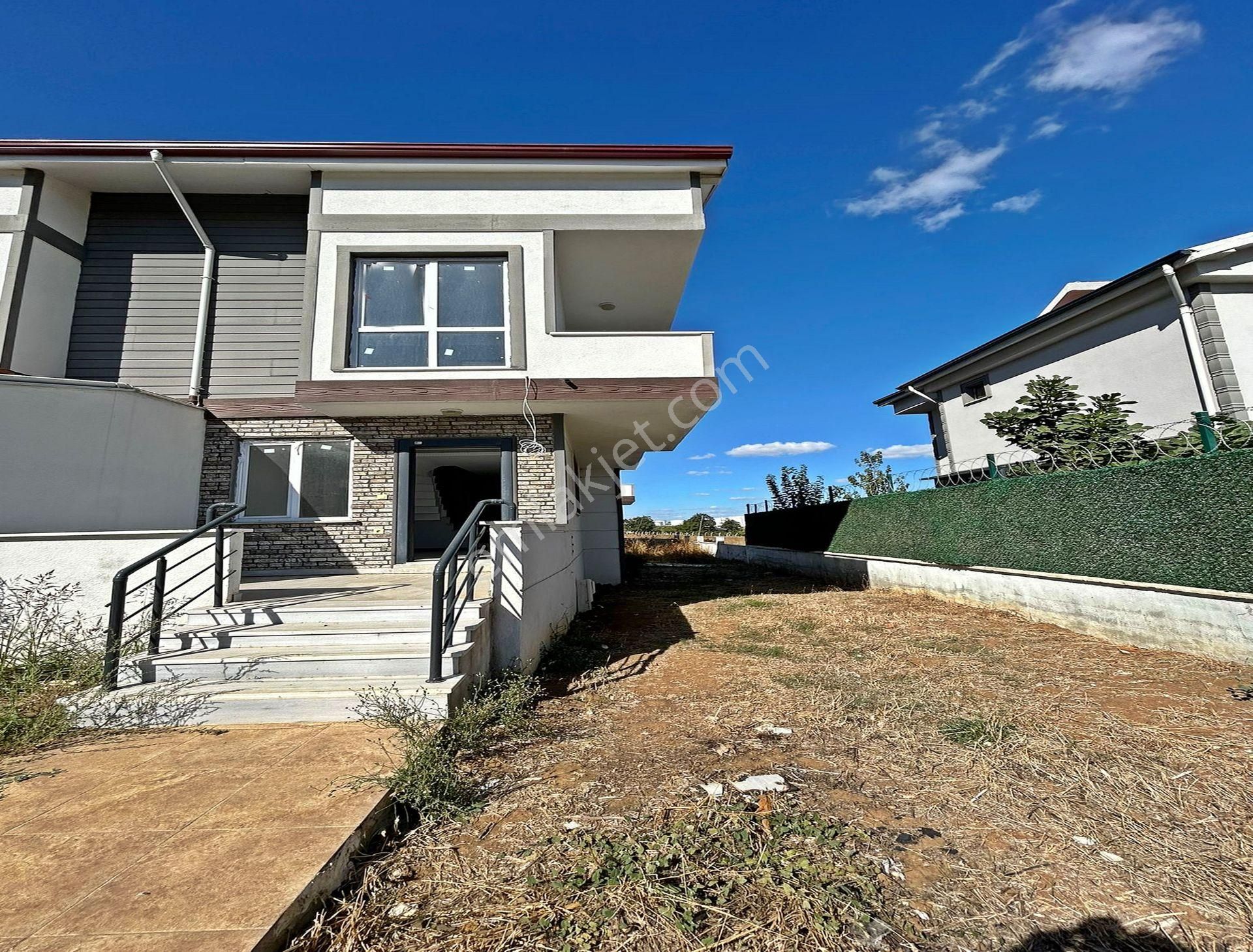 Marmara Ereğlisi'nde Sıfır Denize Yakın Müstakil 3+1 Tripleks !! - Görsel 11