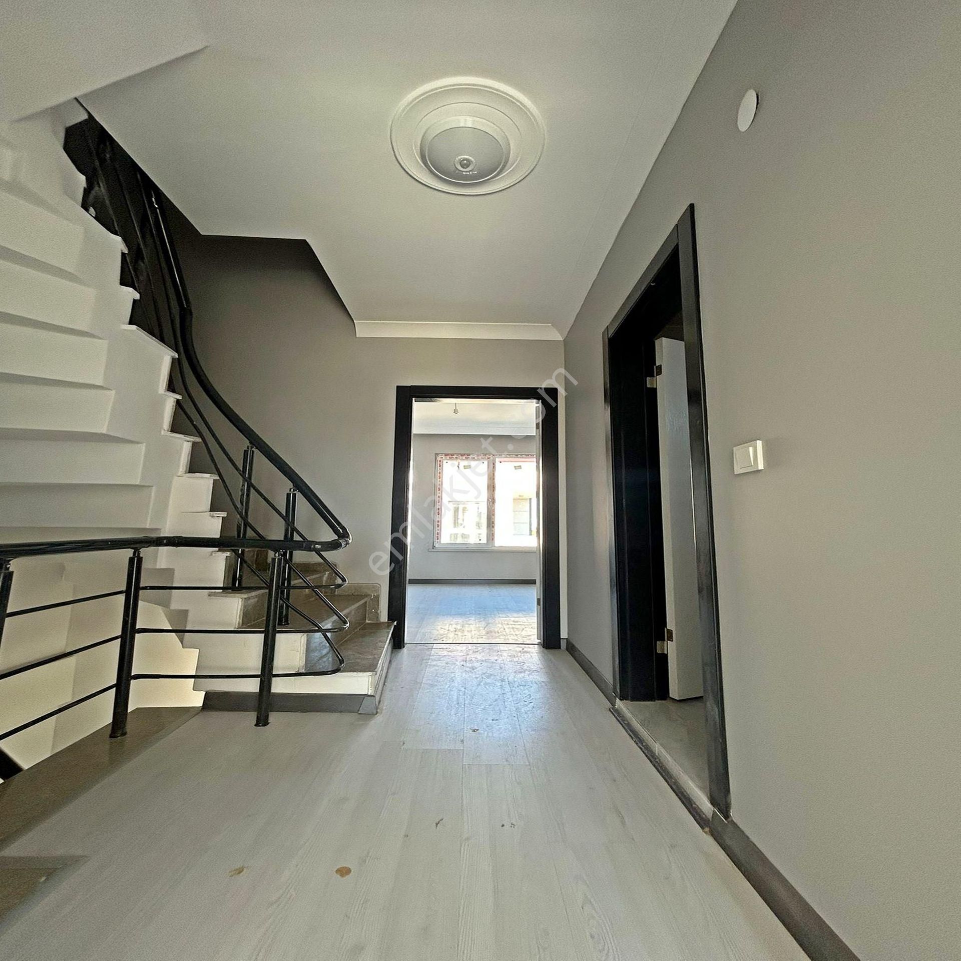 Marmara Ereğlisi'nde Sıfır Denize Yakın Müstakil 3+1 Tripleks !! - Görsel 13