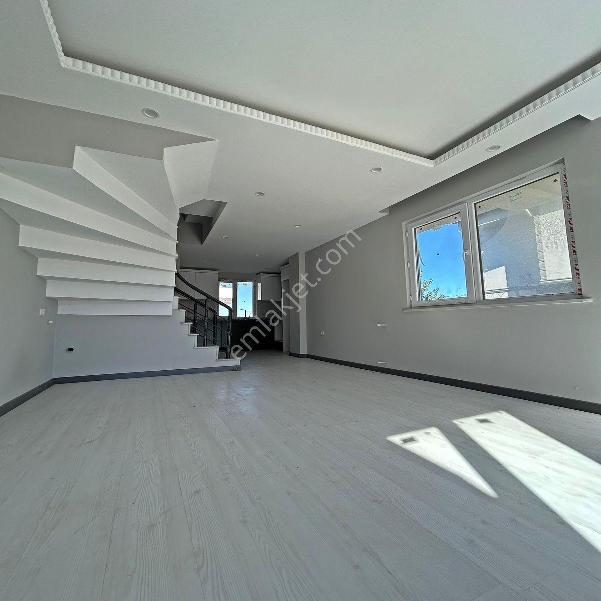 Marmara Ereğlisi'nde Sıfır Denize Yakın Müstakil 3+1 Tripleks !! - Görsel 15