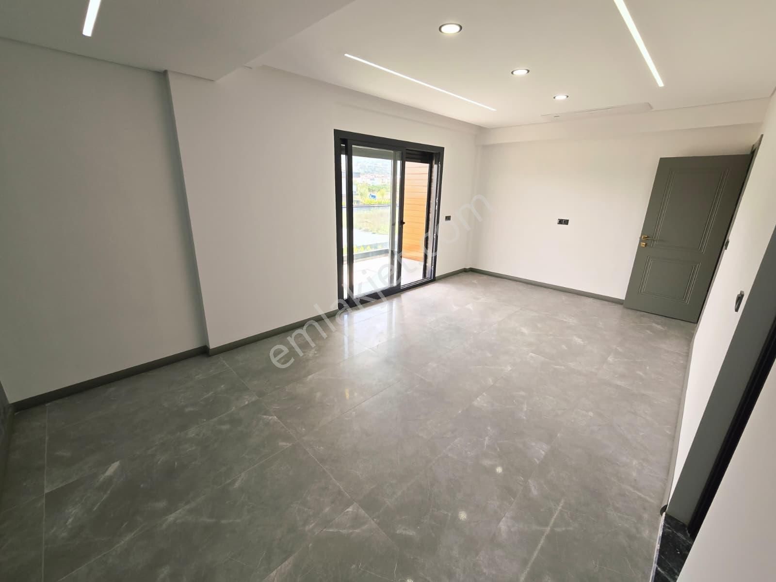 Aclass'dan Guzelcamlıda Sahıle 700 M Mesafede Ultra Lüx-modern Mımarısı Ile Tamamı Mustakıl Vılla - Görsel 28