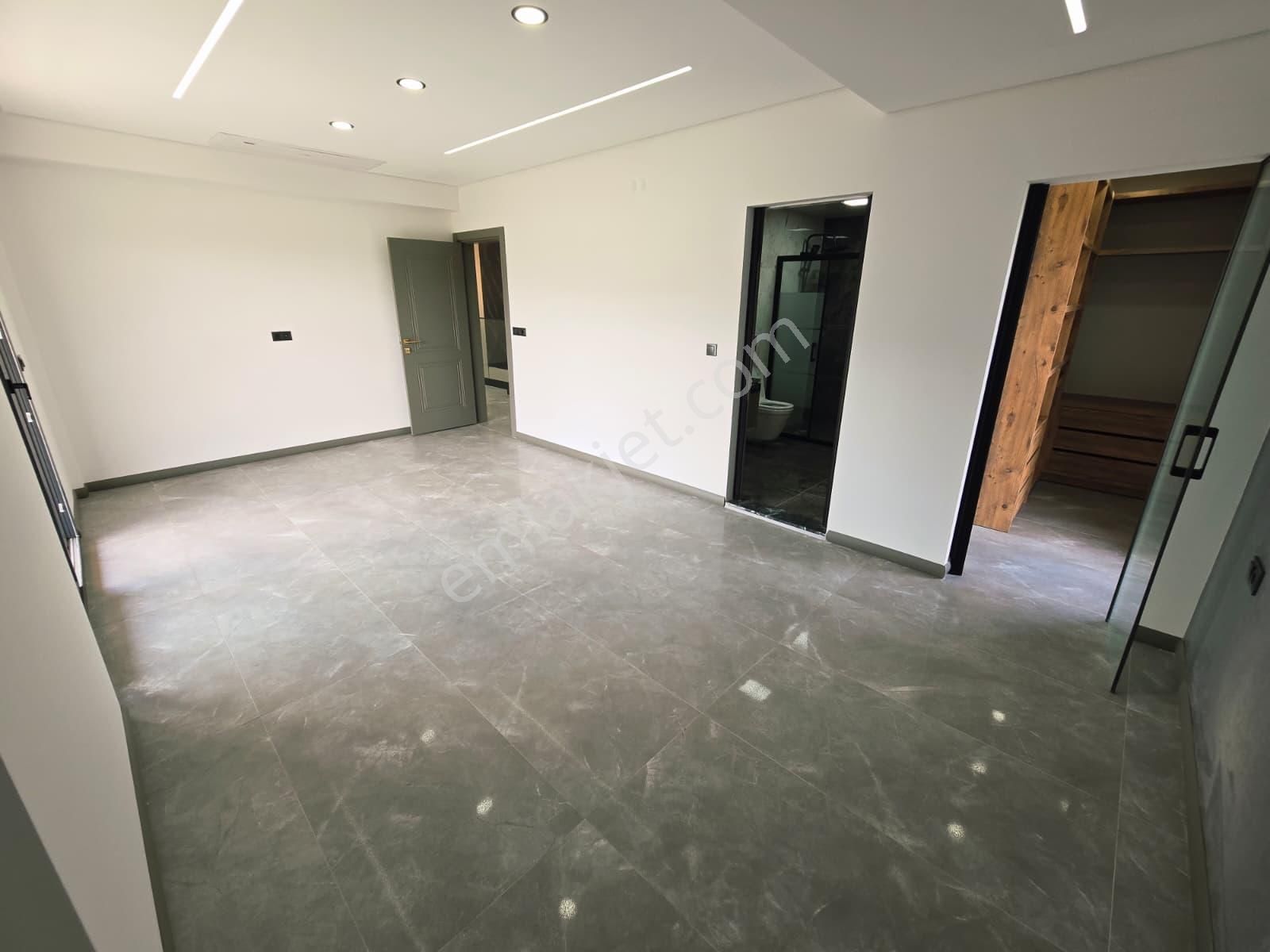 Aclass'dan Guzelcamlıda Sahıle 700 M Mesafede Ultra Lüx-modern Mımarısı Ile Tamamı Mustakıl Vılla - Görsel 25