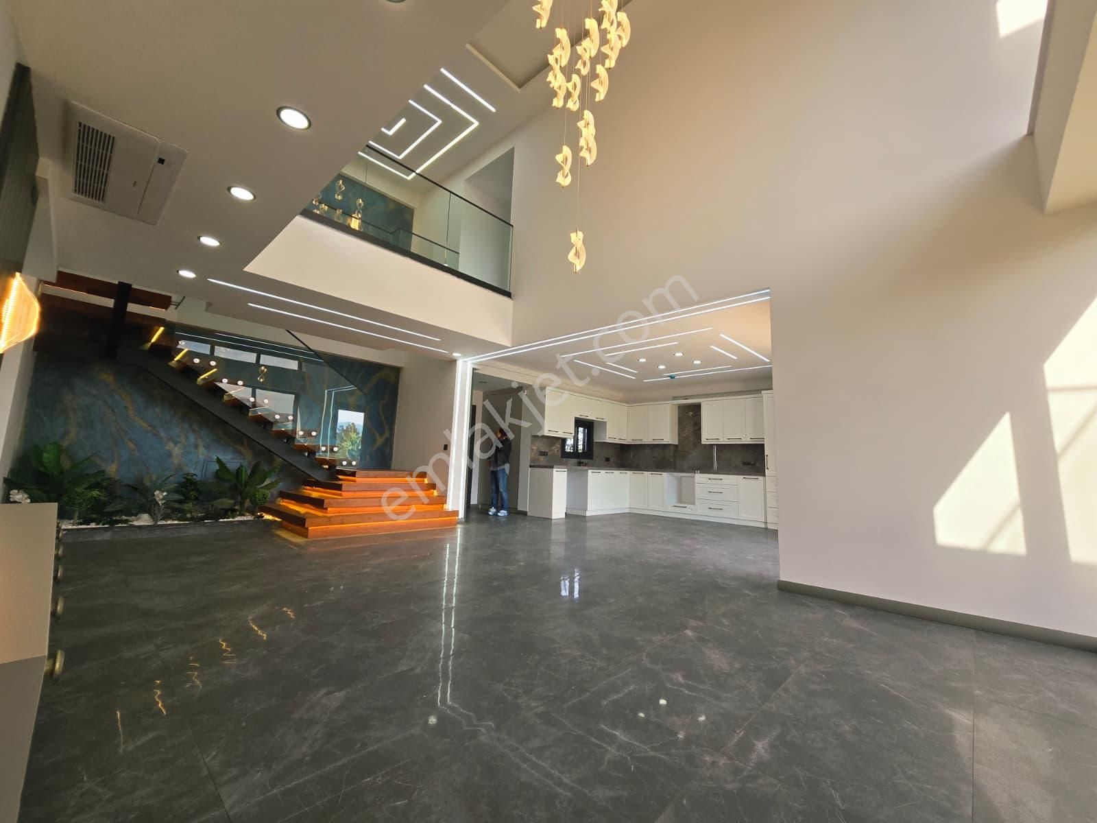 Aclass'dan Guzelcamlıda Sahıle 700 M Mesafede Ultra Lüx-modern Mımarısı Ile Tamamı Mustakıl Vılla - Görsel 12