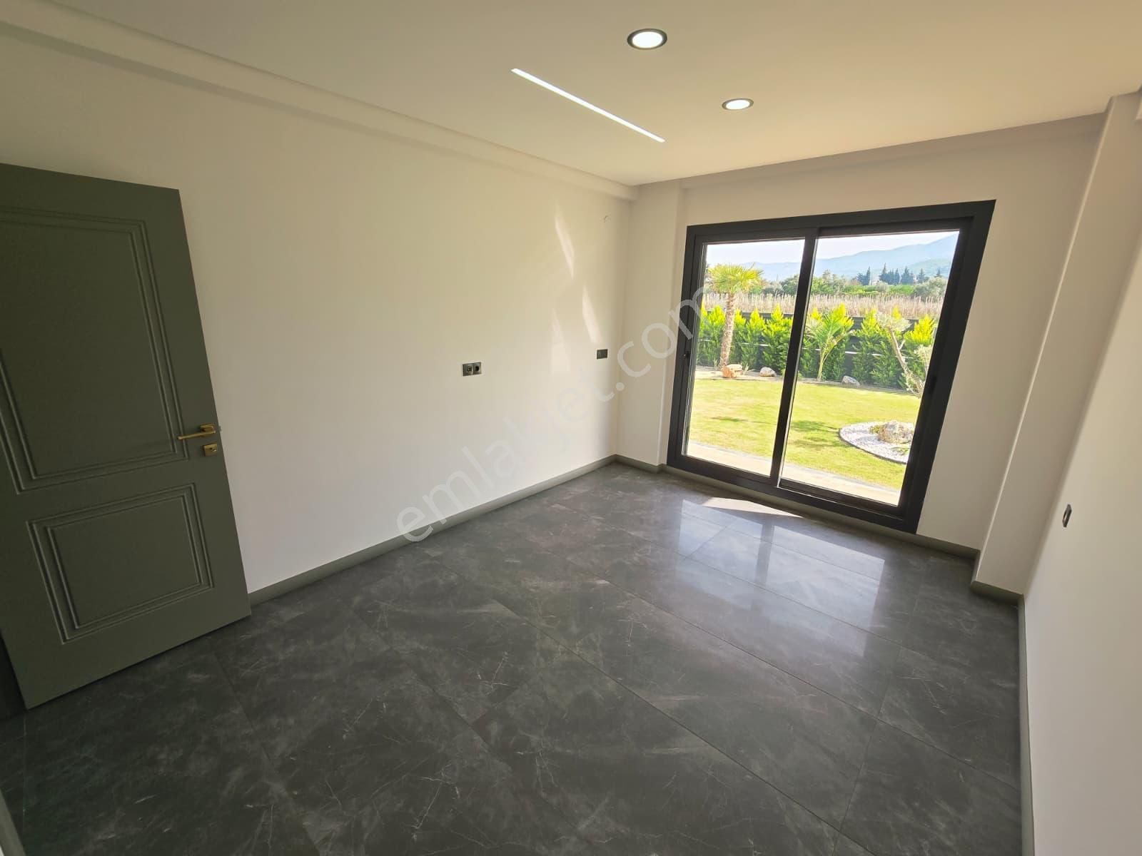 Aclass'dan Guzelcamlıda Sahıle 700 M Mesafede Ultra Lüx-modern Mımarısı Ile Tamamı Mustakıl Vılla - Görsel 18