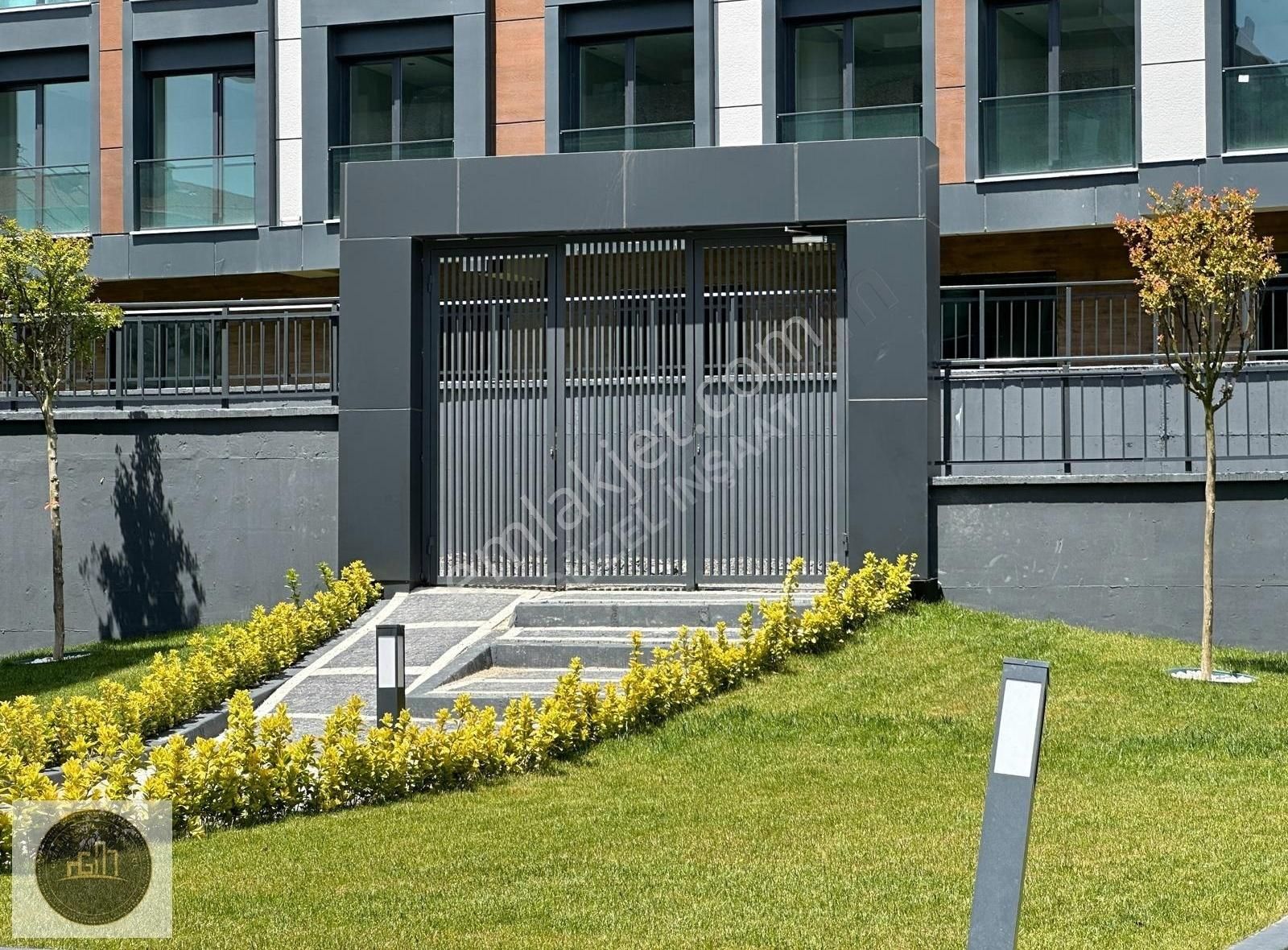 Güzel İnşaat Beylikdüzü'nde Güvenlikli Otoparklı Sıfır Projede Lüx 3+1fırsat !! - Görsel 23