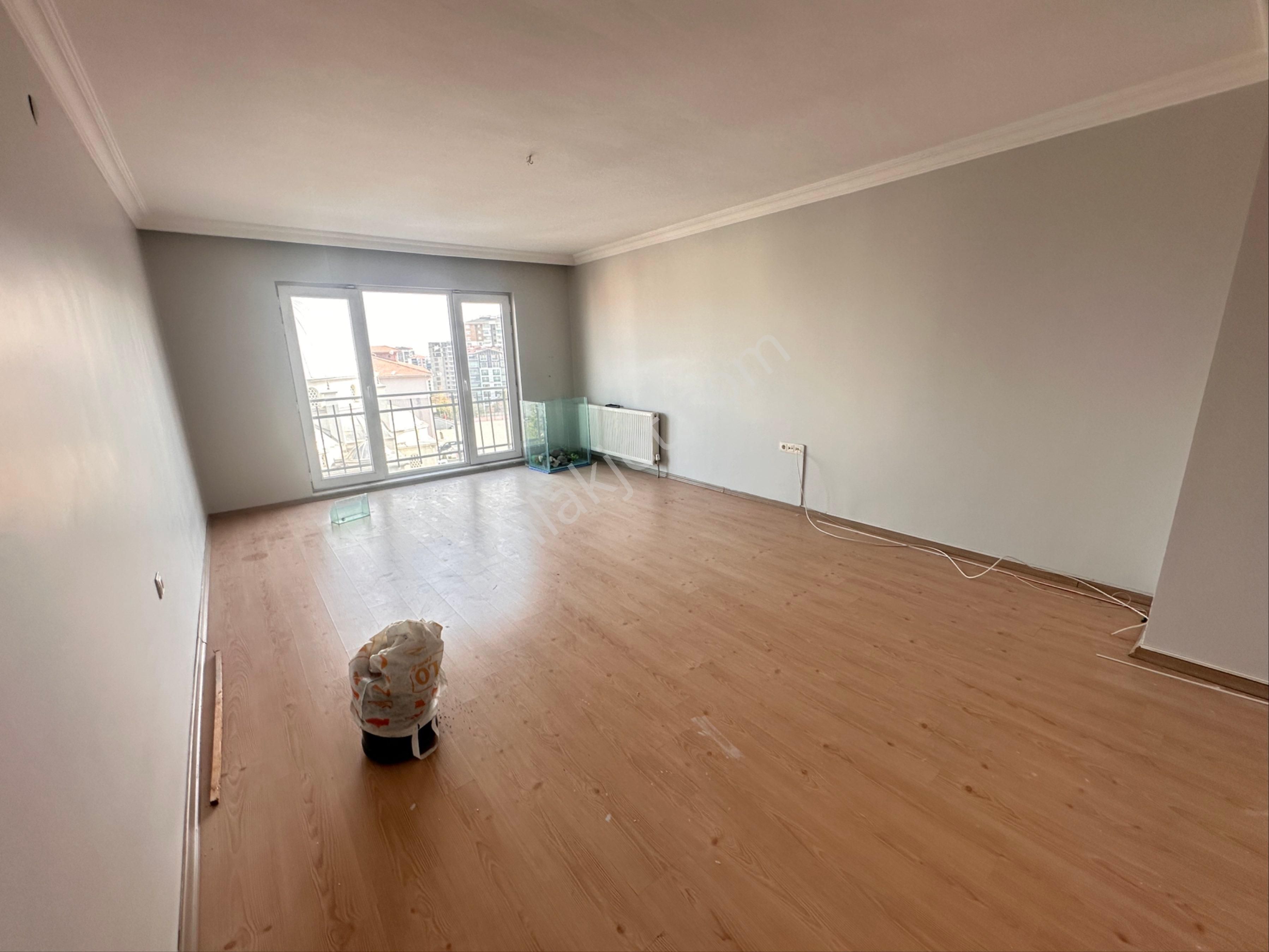 Şehitler’de Sitede 3+1 Kiralık Daire - Görsel 26