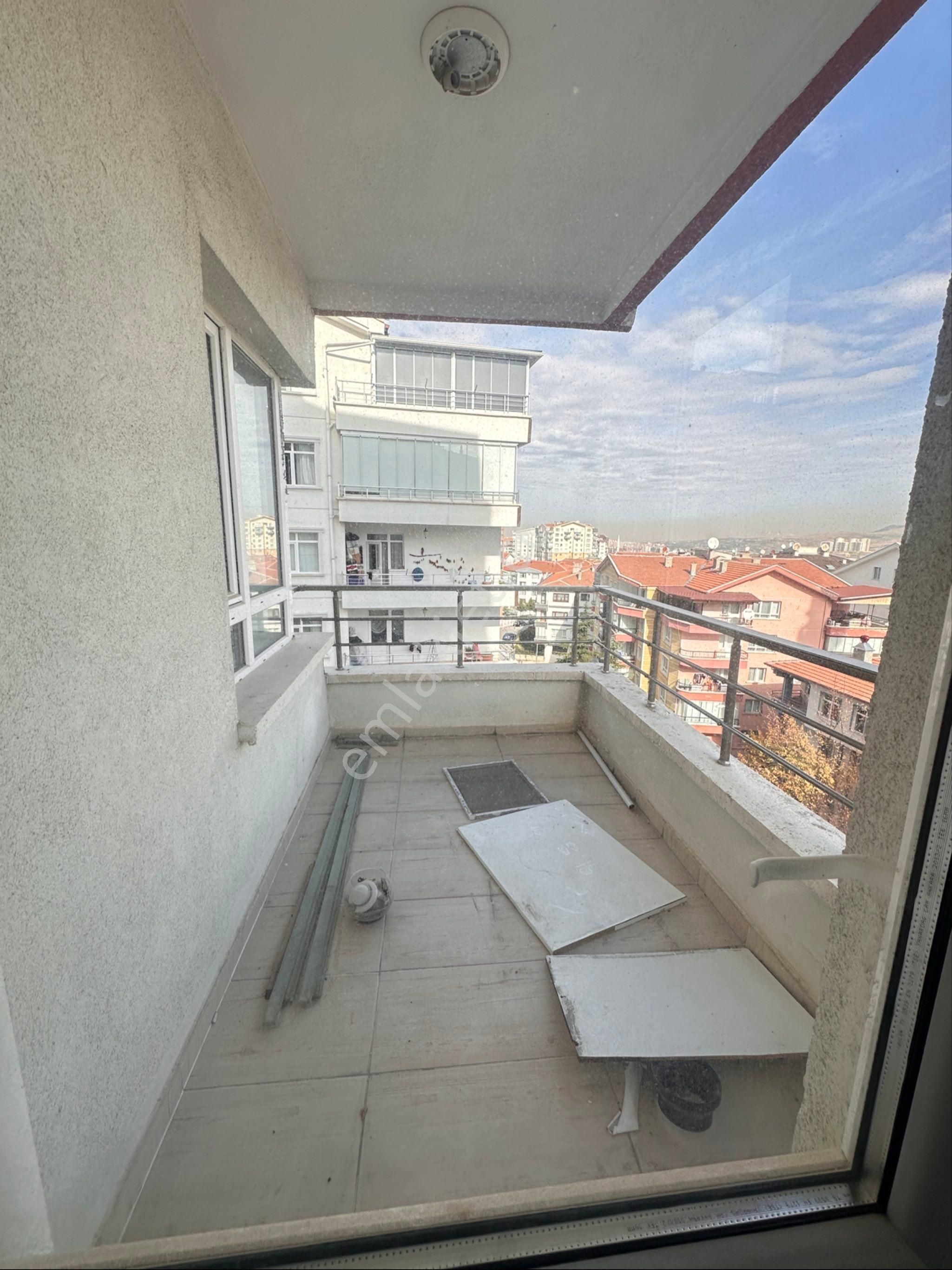 Şehitler’de Sitede 3+1 Kiralık Daire - Görsel 12