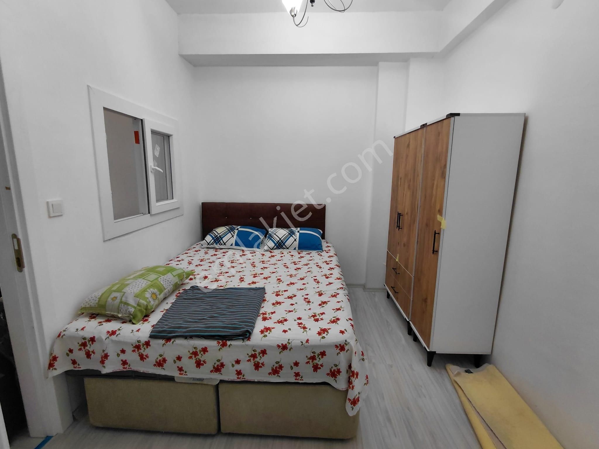 Bornova Atatürk Mahallesinde 1+1 İkiadet Full Eşyalı Klimalı Kiralık Daire Yeni Bina - Görsel 10