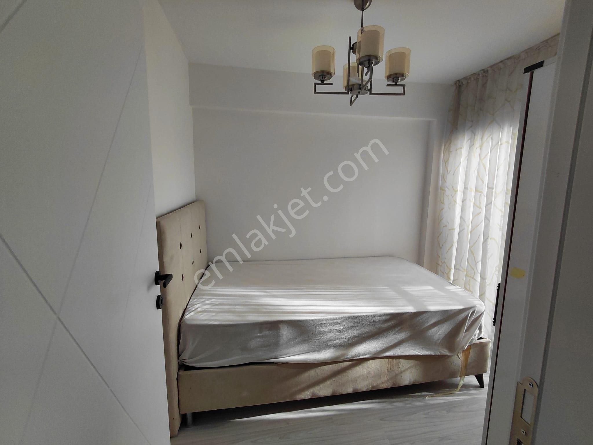 Bornova Atatürk Mahallesinde 1+1 İkiadet Full Eşyalı Klimalı Kiralık Daire Yeni Bina - Görsel 29