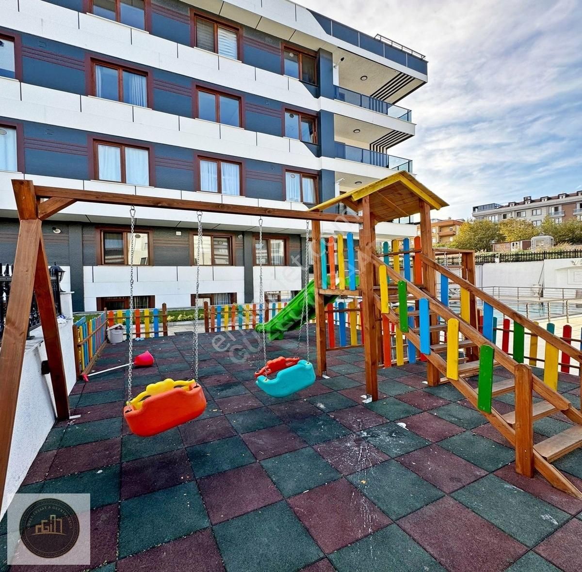 Güzel İnşaat'tan Havuzlu Güvenlikli Site İçerisinde Fırsat 2+1 Daire !! - Görsel 9