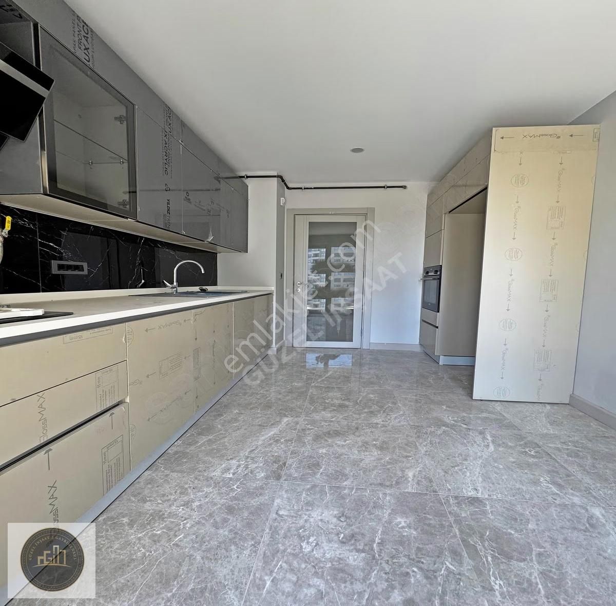 Referans Beylikdüzü 4.5+1 Geniş Teraslı Peyzaj Cephe Satılık !! - Görsel 10