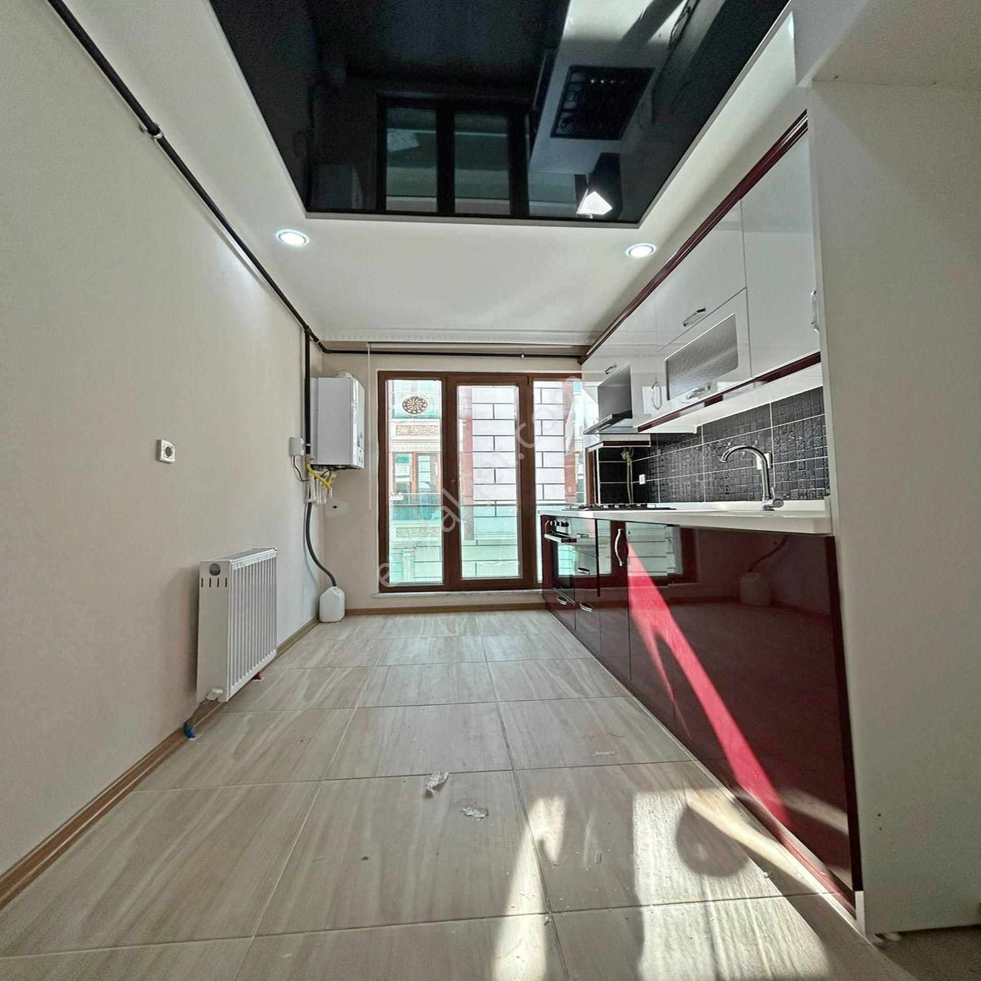 Bölgenin Gözde Semti Adnan Kahveci'de Geniş 2+1 Arakat Daire !! - Görsel 7