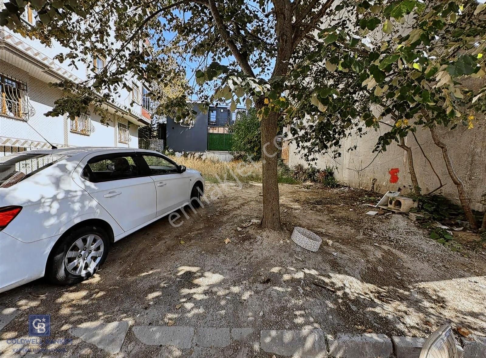 Ümraniyenin Kalbinde 228 M² Konut İmarlı Arsa Yatırıma Uygun - Görsel 10