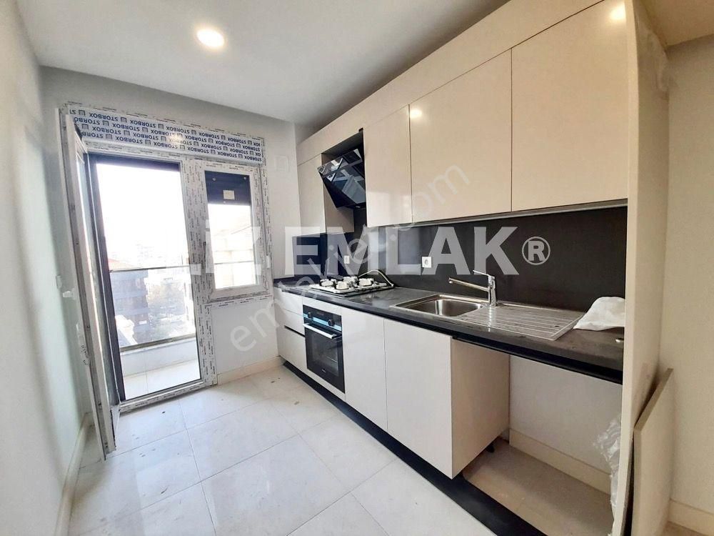 Caddebostan Bağdat'a 1. Paralelde Sıfır Binada Fırsat 2+1 Daire - Görsel 5