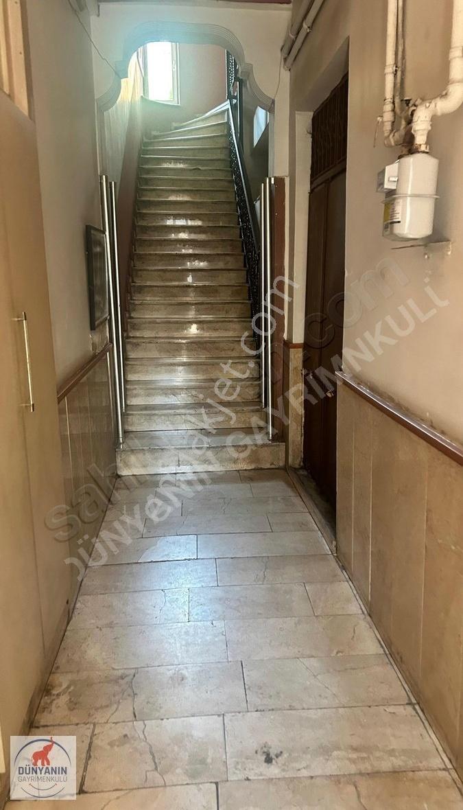 İstiklal Caddesine Komşu Balkonlu Satılık 1+1 Daire / Ofis - Görsel 20