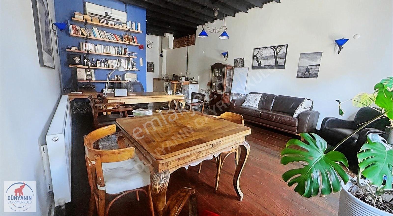 İstiklal Caddesine Komşu Balkonlu Satılık 1+1 Daire / Ofis - Görsel 13