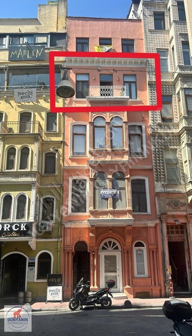 İstiklal Caddesine Komşu Balkonlu Satılık 1+1 Daire / Ofis - Görsel 9