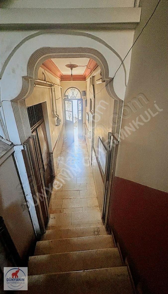 İstiklal Caddesine Komşu Balkonlu Satılık 1+1 Daire / Ofis - Görsel 18