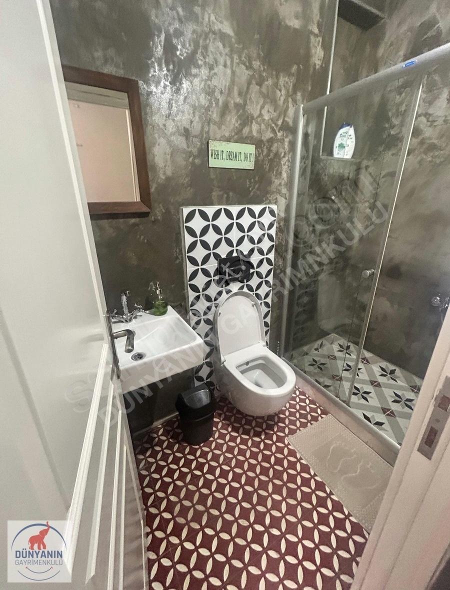 İstiklal Caddesine Komşu Balkonlu Satılık 1+1 Daire / Ofis - Görsel 21